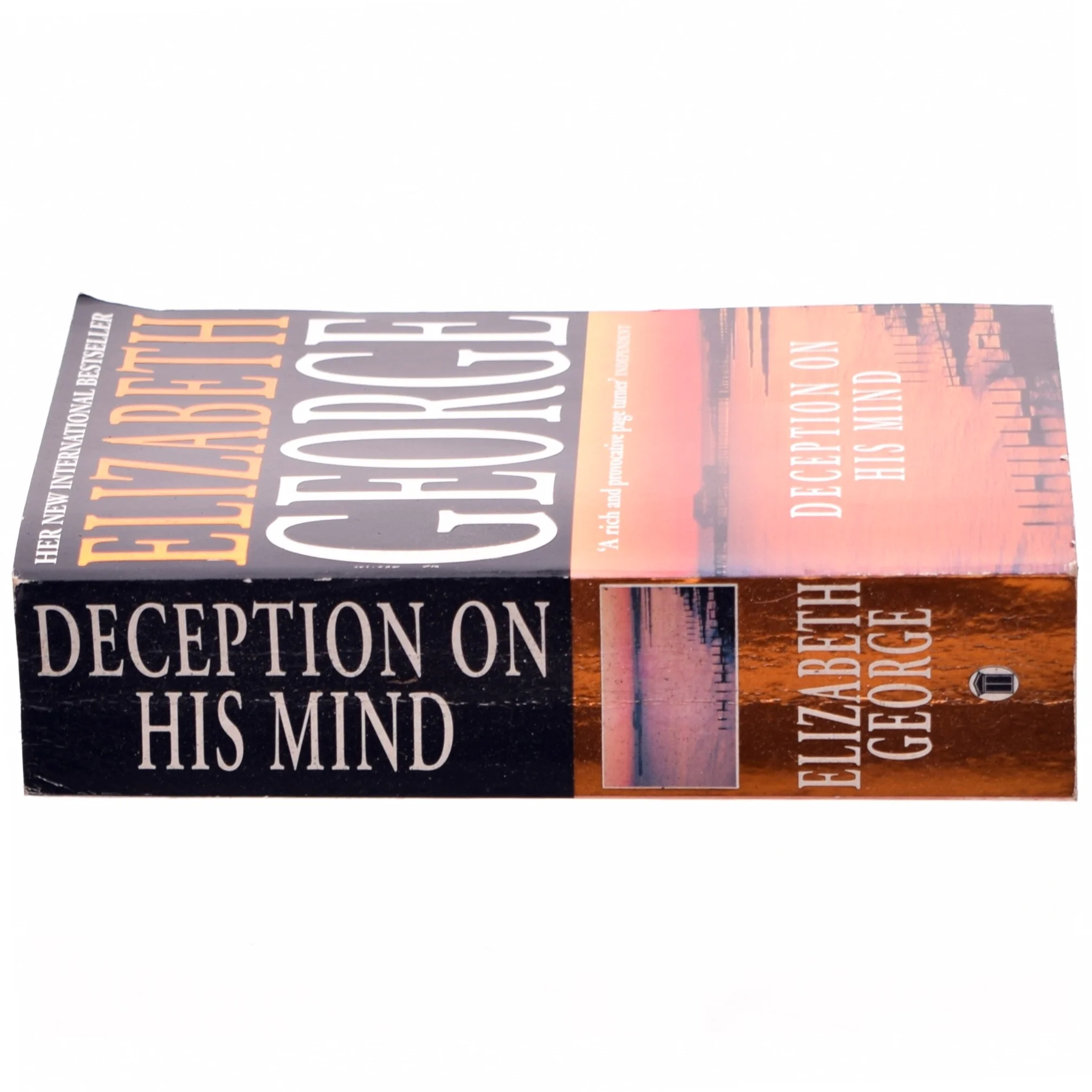 Deception on his mind af Elizabeth George (Bog)