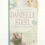 Udnyttet : Familiens ære af Danielle Steel (Bog)