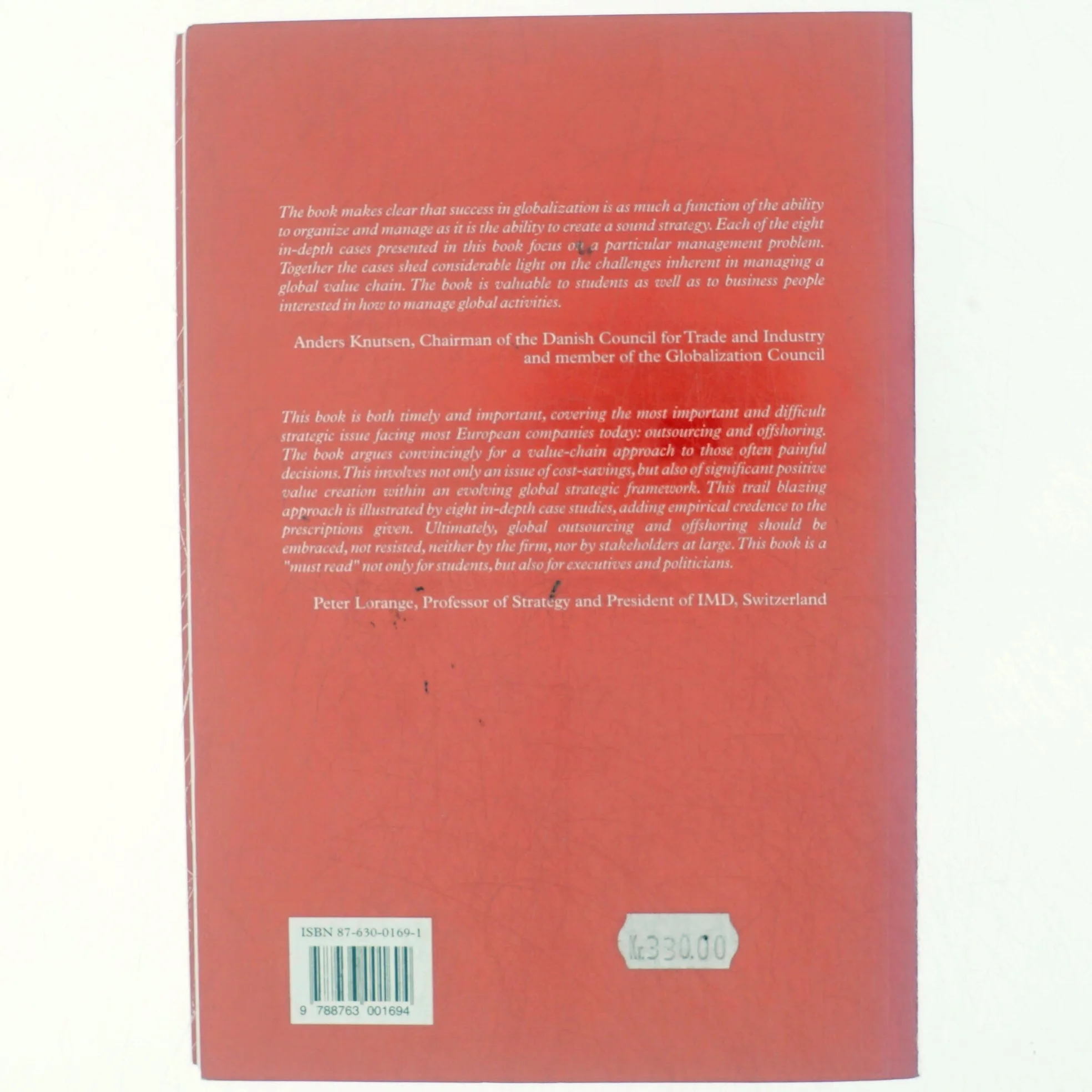 Managing global offshoring strategies : a case approach (Bog)