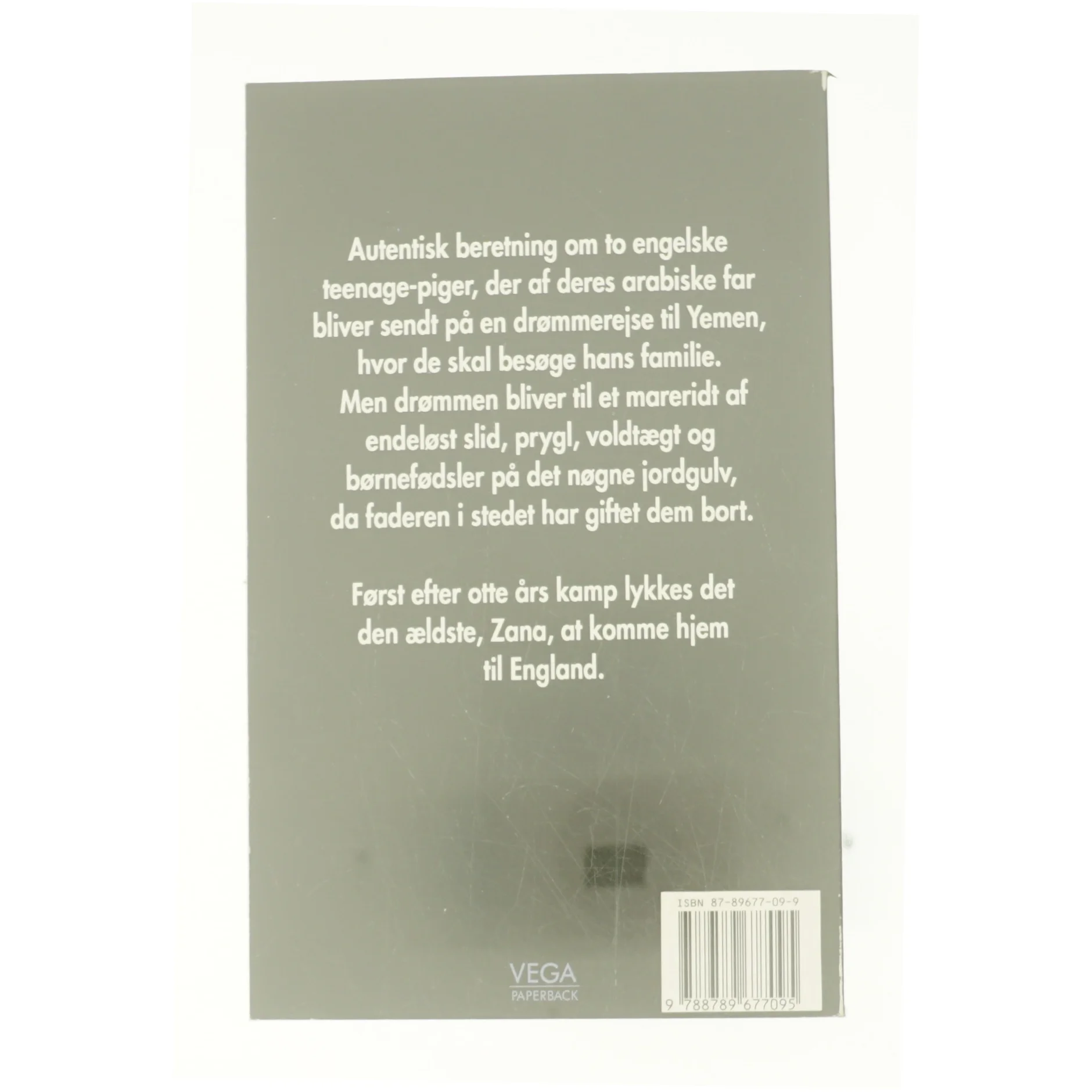 Solgt af Zana Muhsen