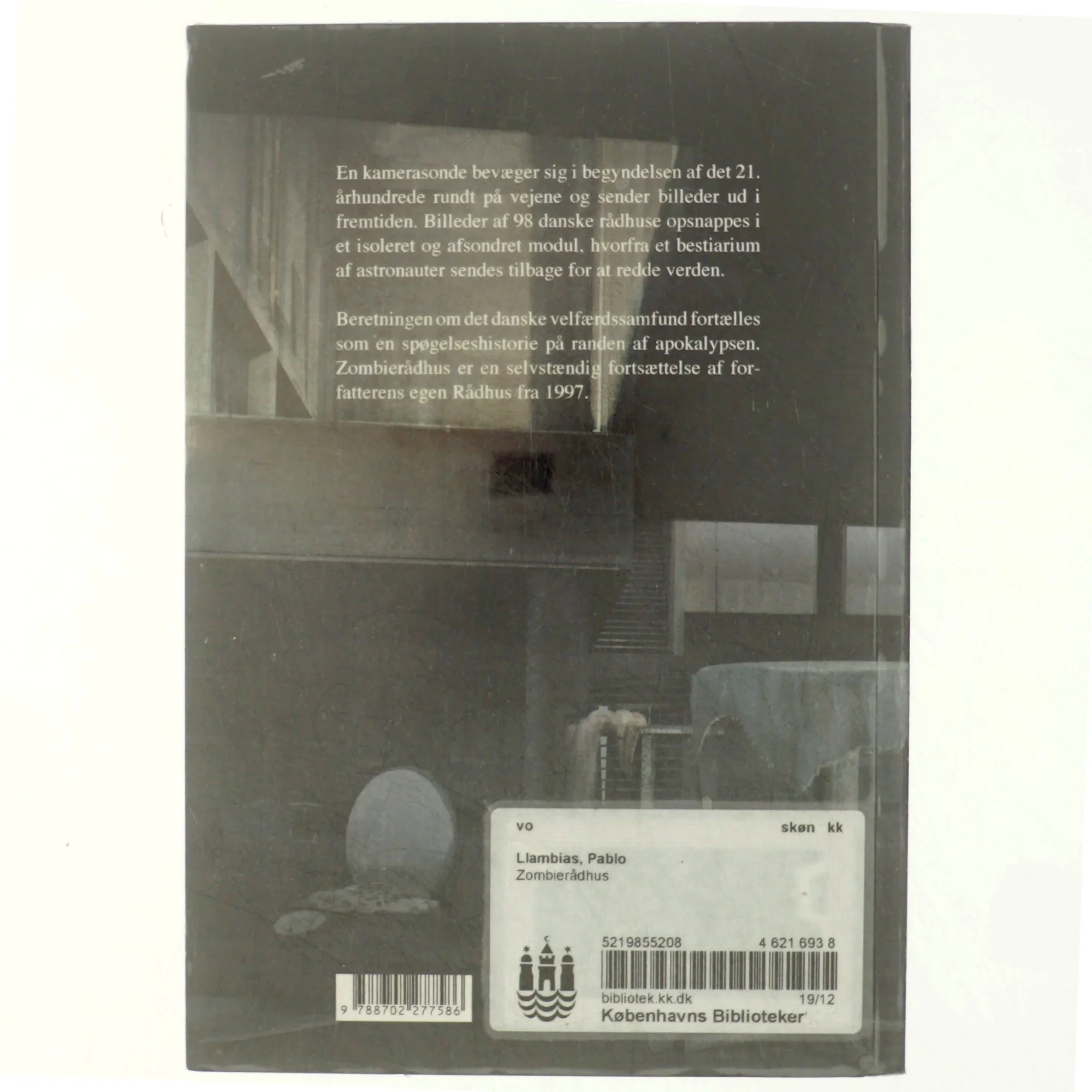 Zombierådhus : roman af Pablo Llambías (Bog)