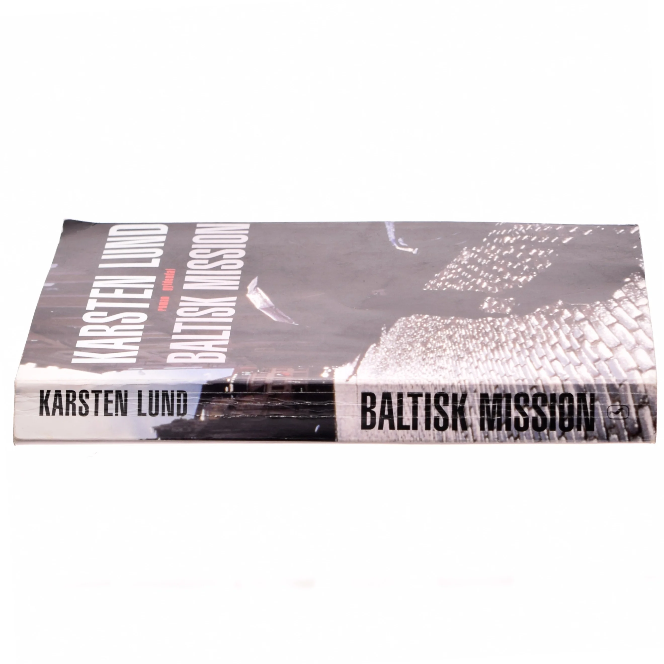 Baltisk mission : roman af Karsten Lund (f. 1954) (Bog)