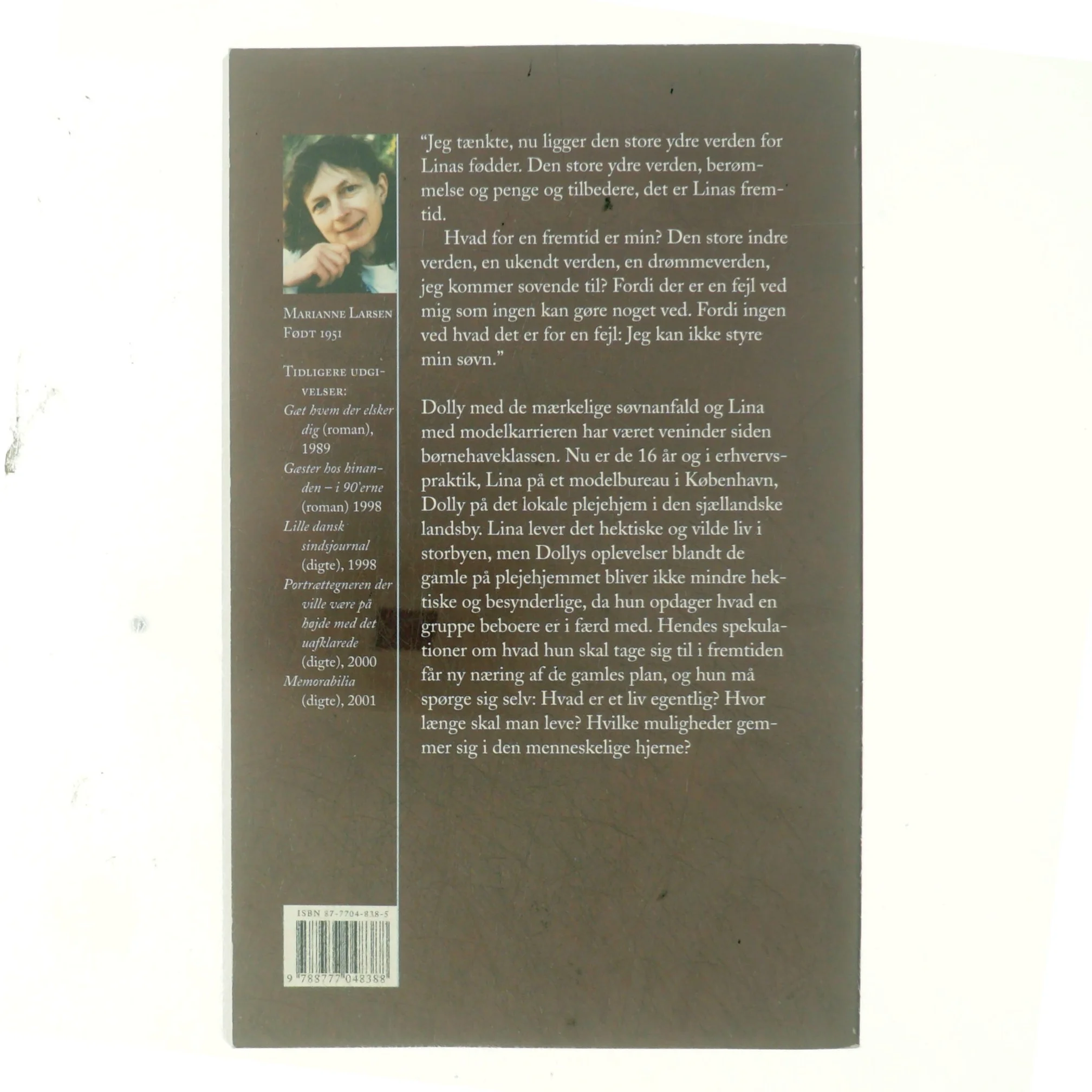 To alvorlige piger med penge af Marianne Larsen (f. 1951) (Bog)