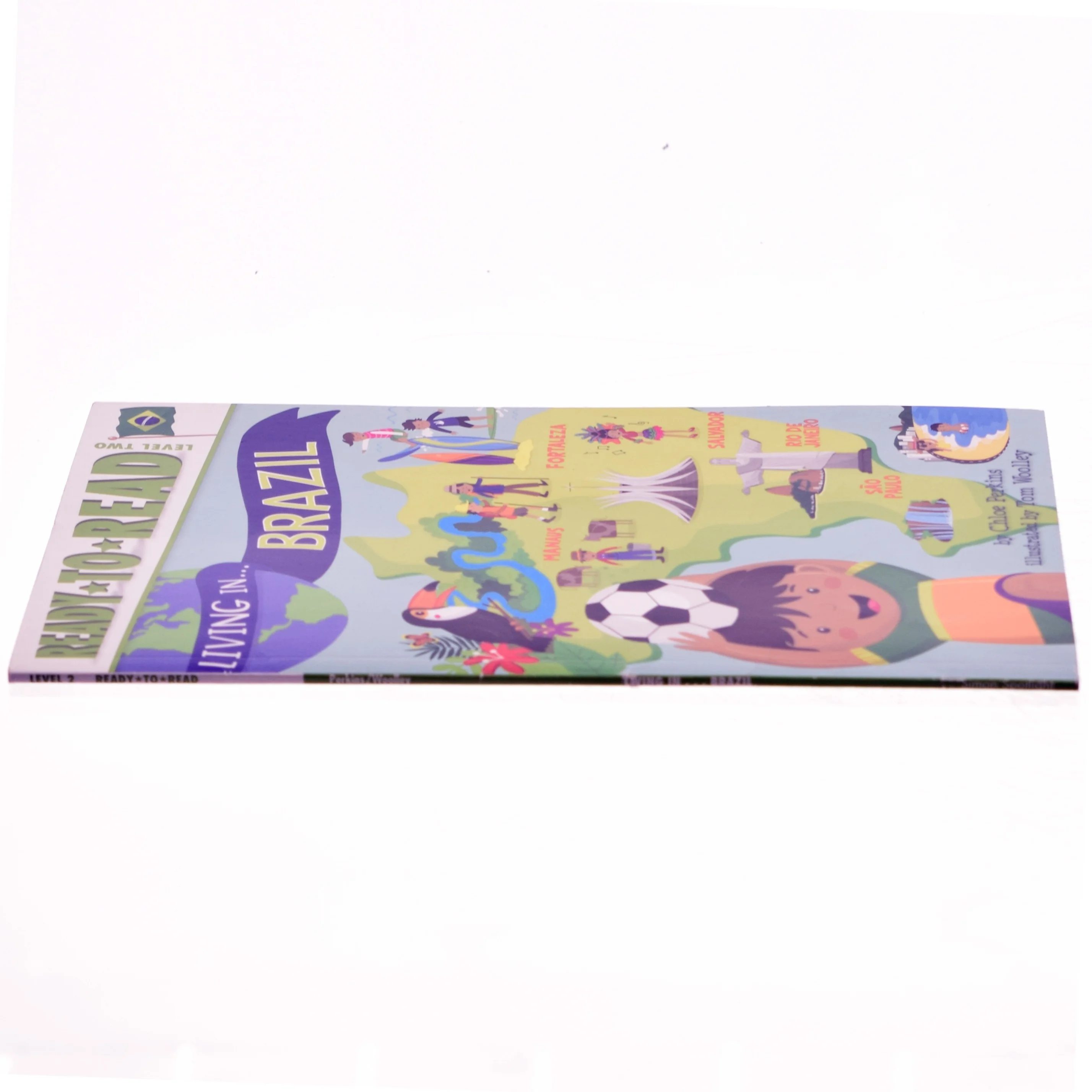 Living in . . . Brazil af Chloe Perkins (Bog)