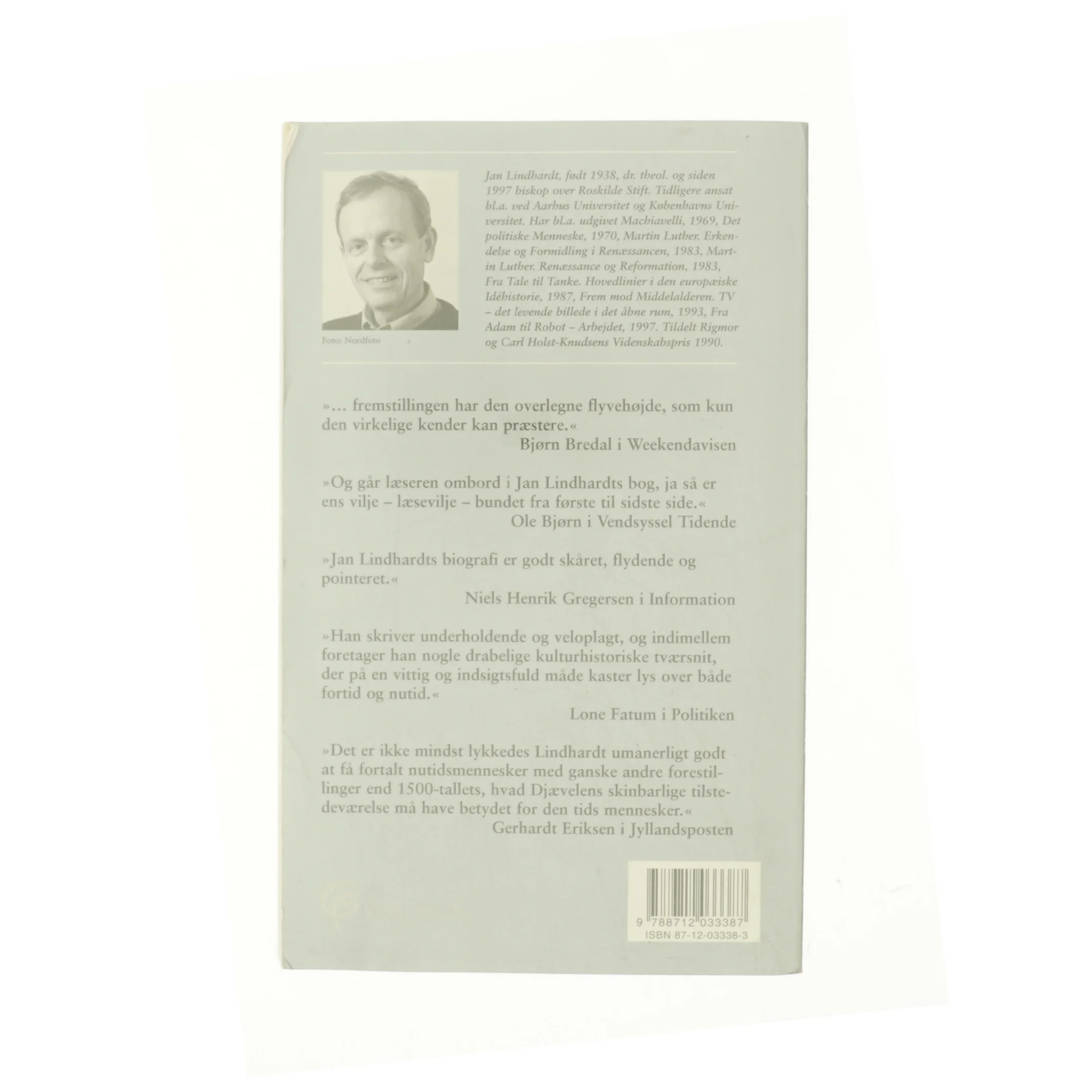 Mellem Djævel og Gud : en bog om Martin Luther af Jan Lindhardt (Bog)