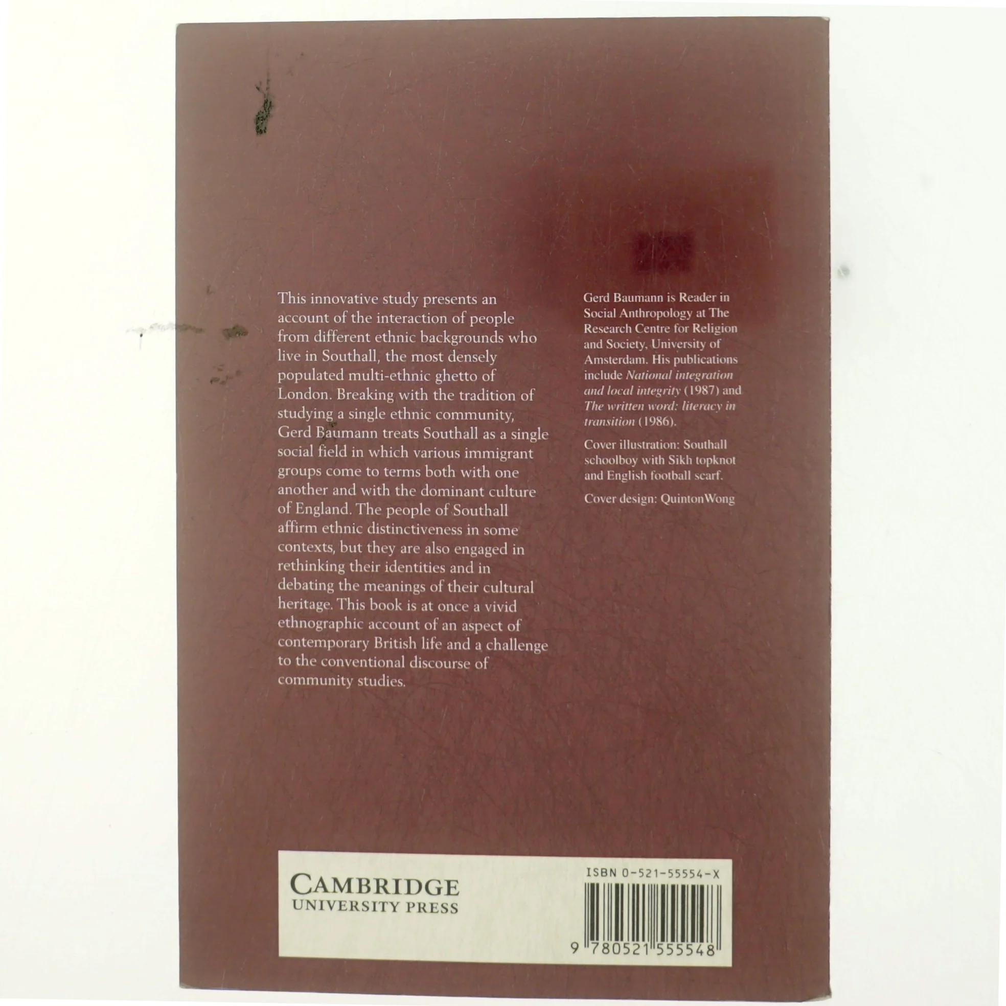 Contesting culture : discourses og identity in multi-ethnic London (Bog)