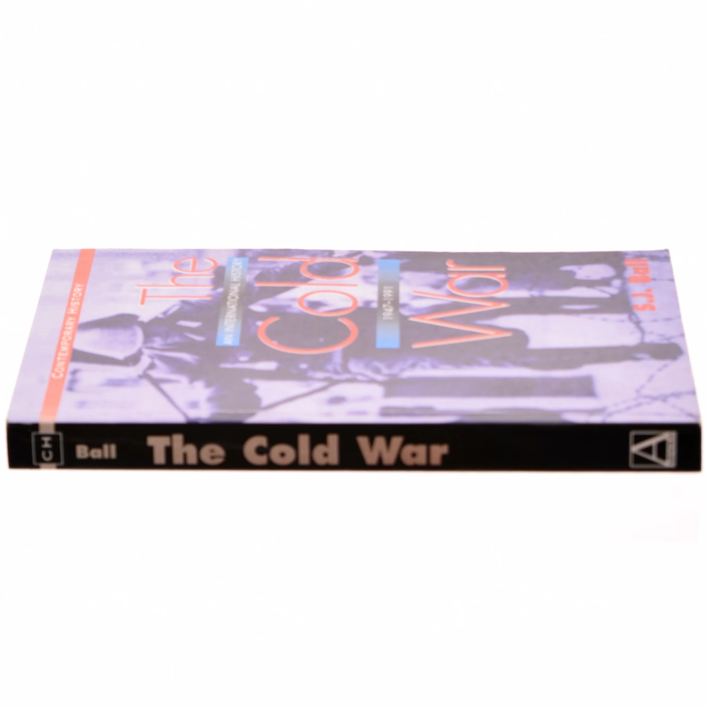 The cold war : an international history, 1947-1991 af S. J. Ball (Bog)