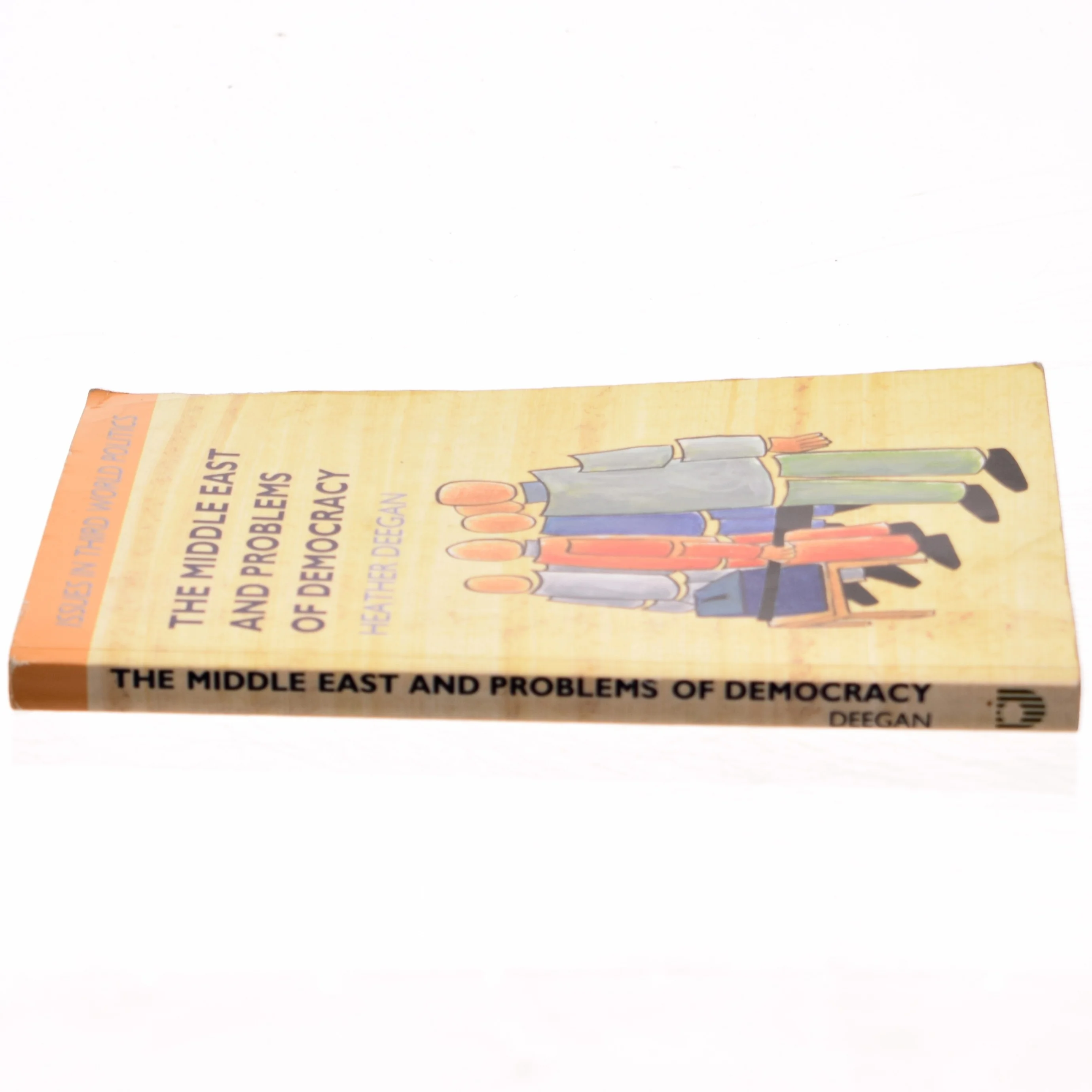 The Middle East and problems of democracy (Bog)