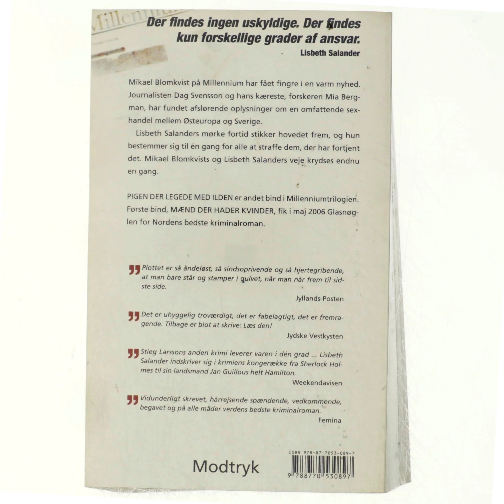 Pigen Der Legede Med Ilden (Millennium, 2. Bind) af Stieg Larsson (Bog)