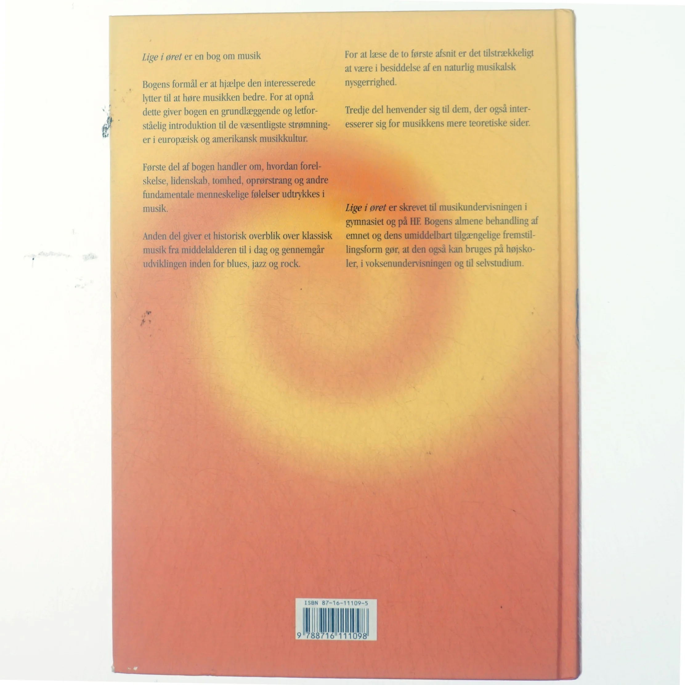 Lige i øret : en grundbog i musikoplevelse (Bog)