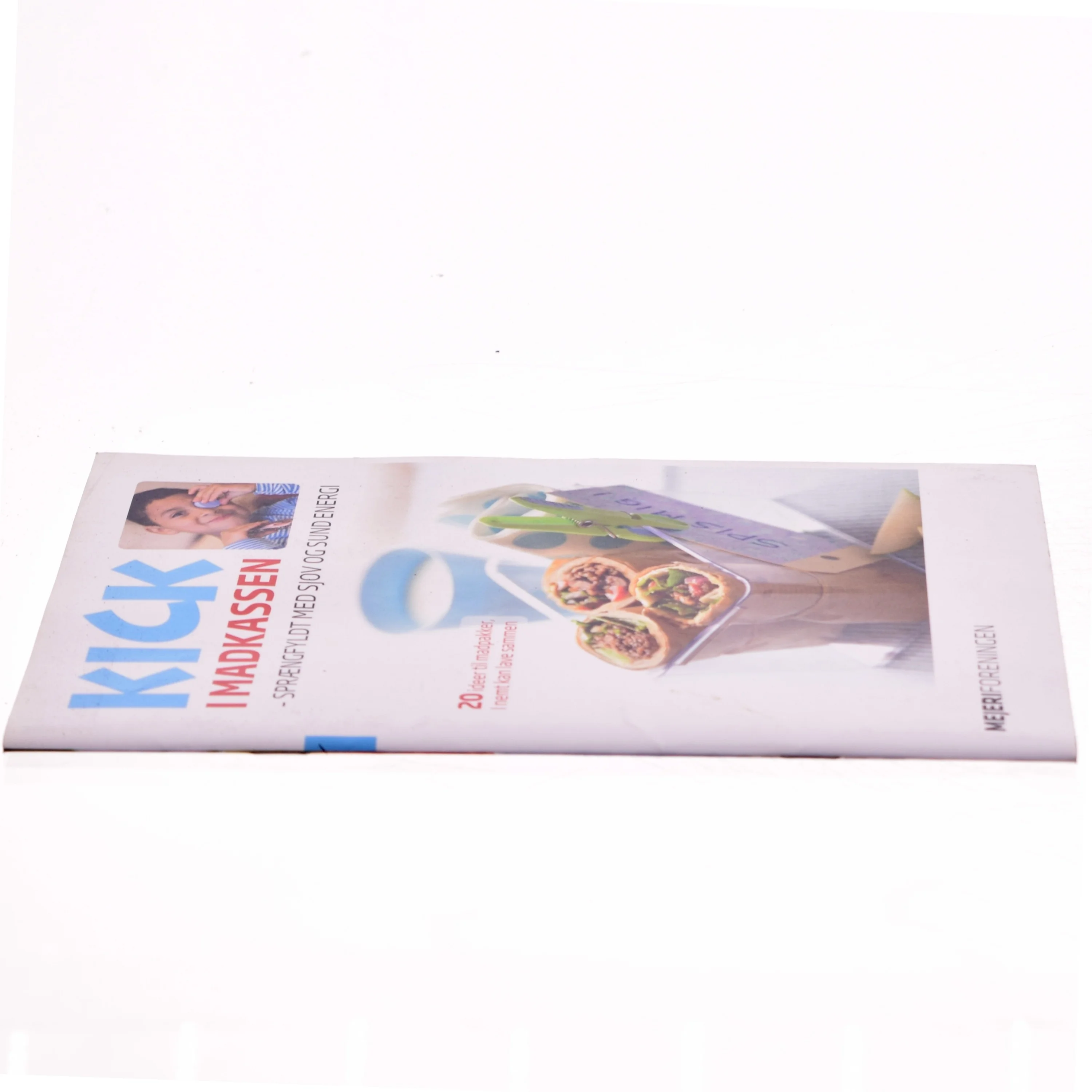 Kick i madkassen : sprængfyldt med sjov og sund energi : 20 ideer til madpakker I nemt kan lave sammen (Bog)