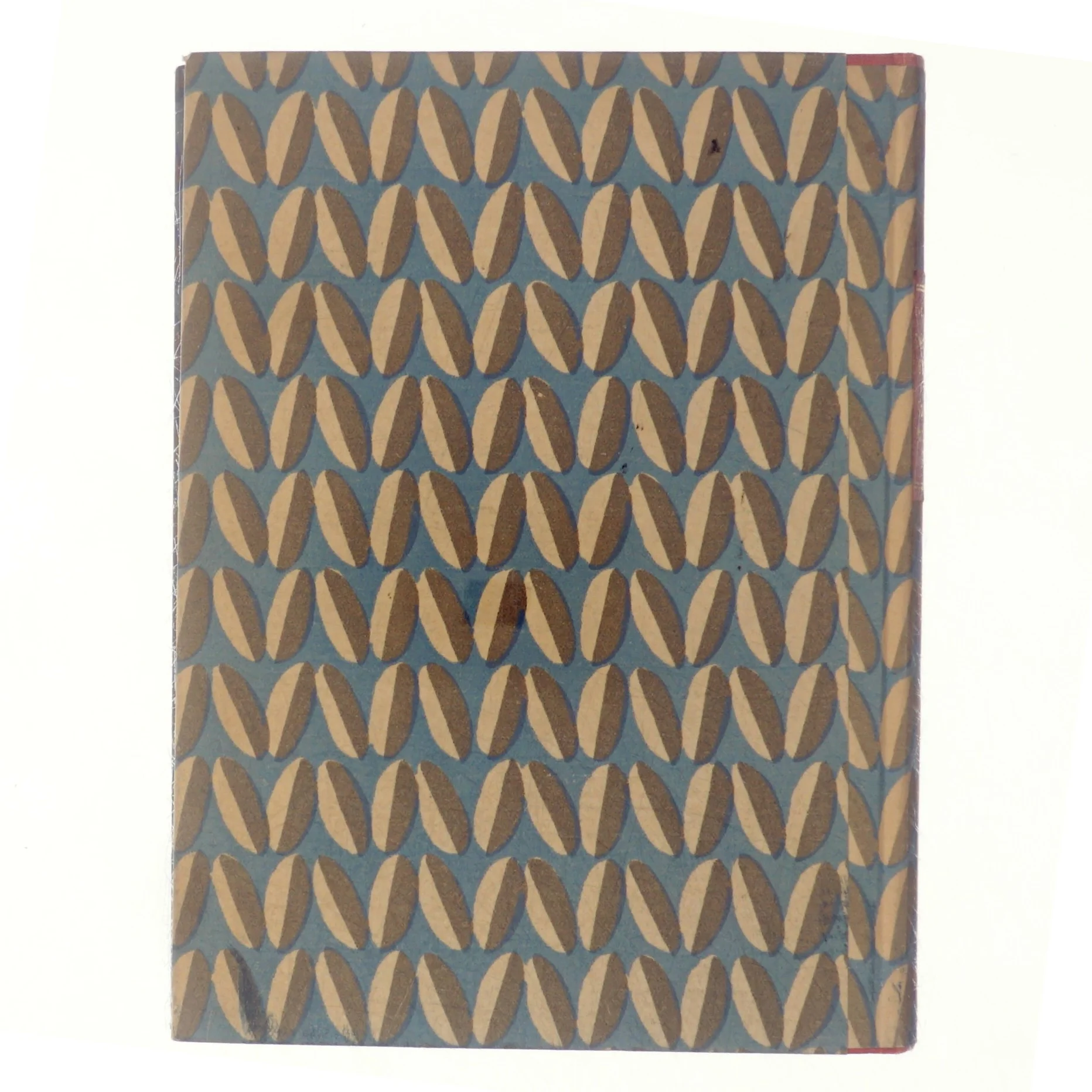 Stemningsfuld Begravelse og Scott-Kings forunderlige Rejse Evelyn Waugh