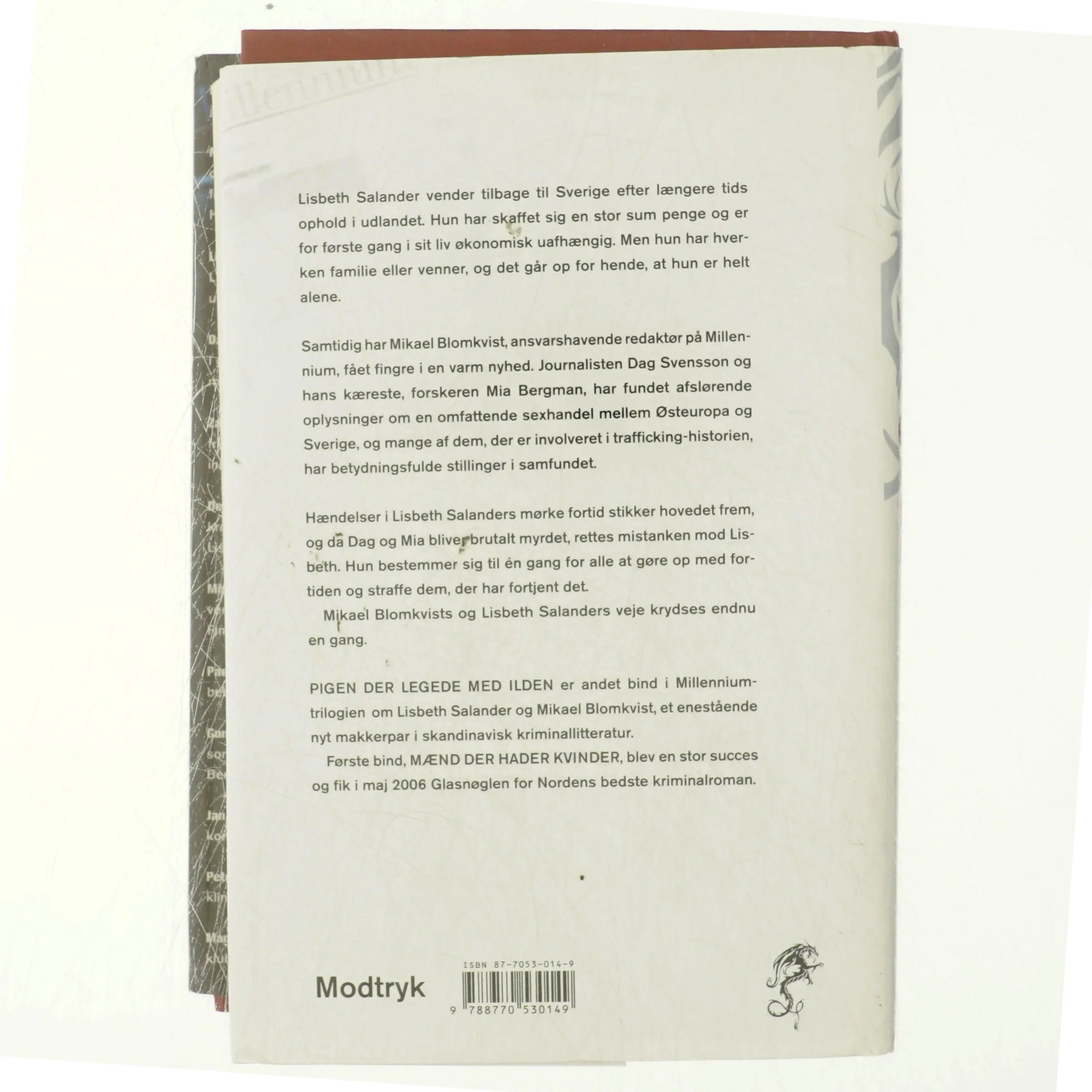 Pigen Der Legede Med Ilden af Stieg Larsson (Bog)