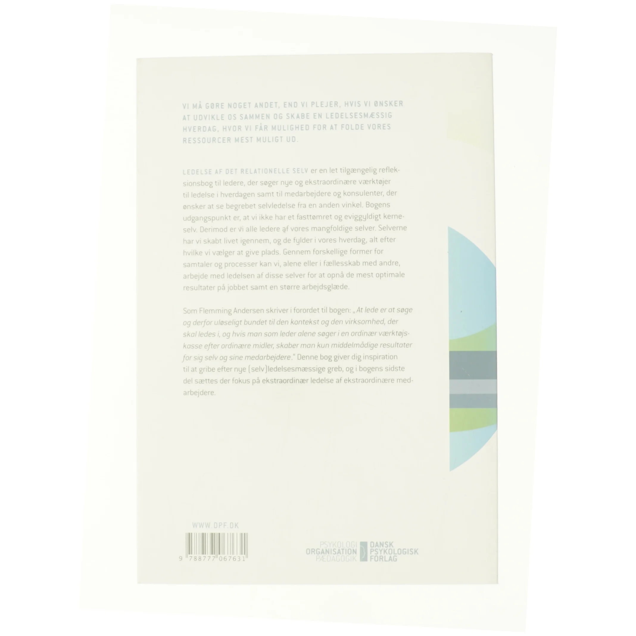 Ledelse af det relationelle selv af Danielle Bjerre Lyndgaard (Bog)