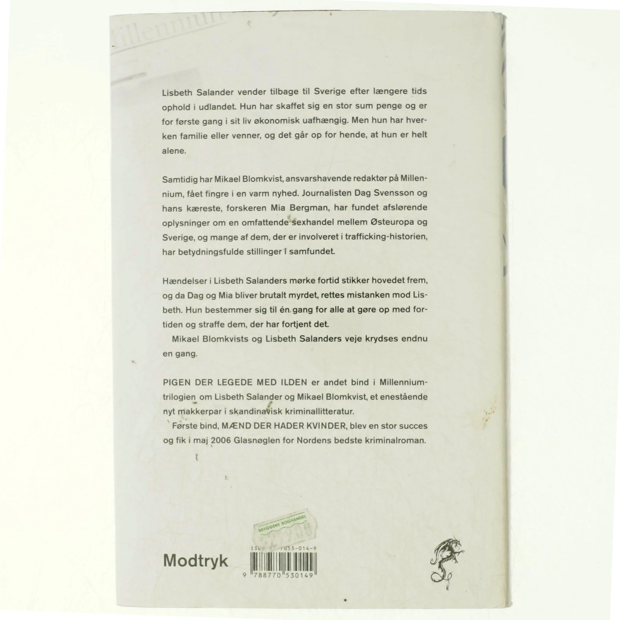 Pigen Der Legede Med Ilden af Stieg Larsson (Bog)