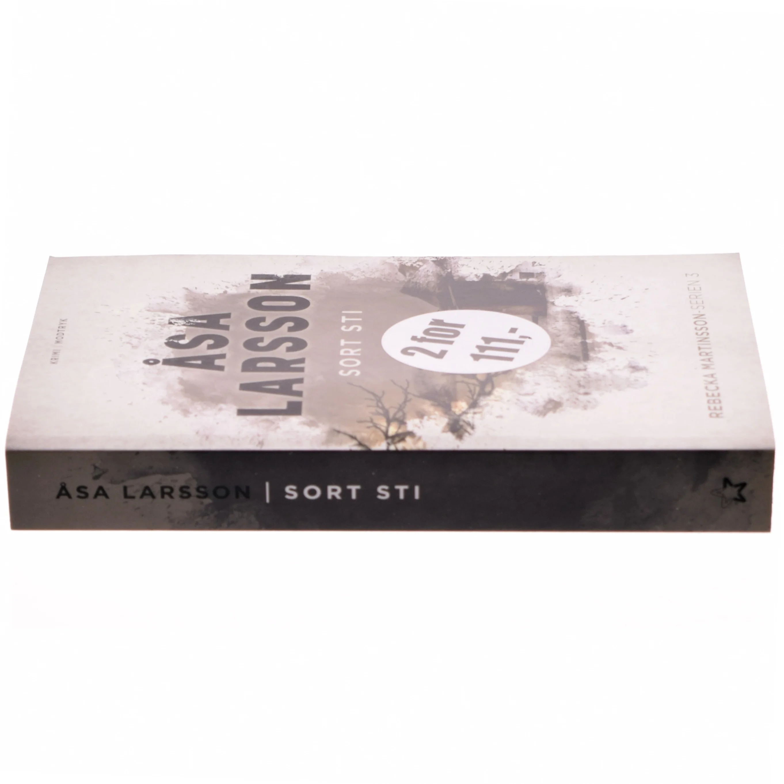 Sort sti af Åsa Larsson (Bog)