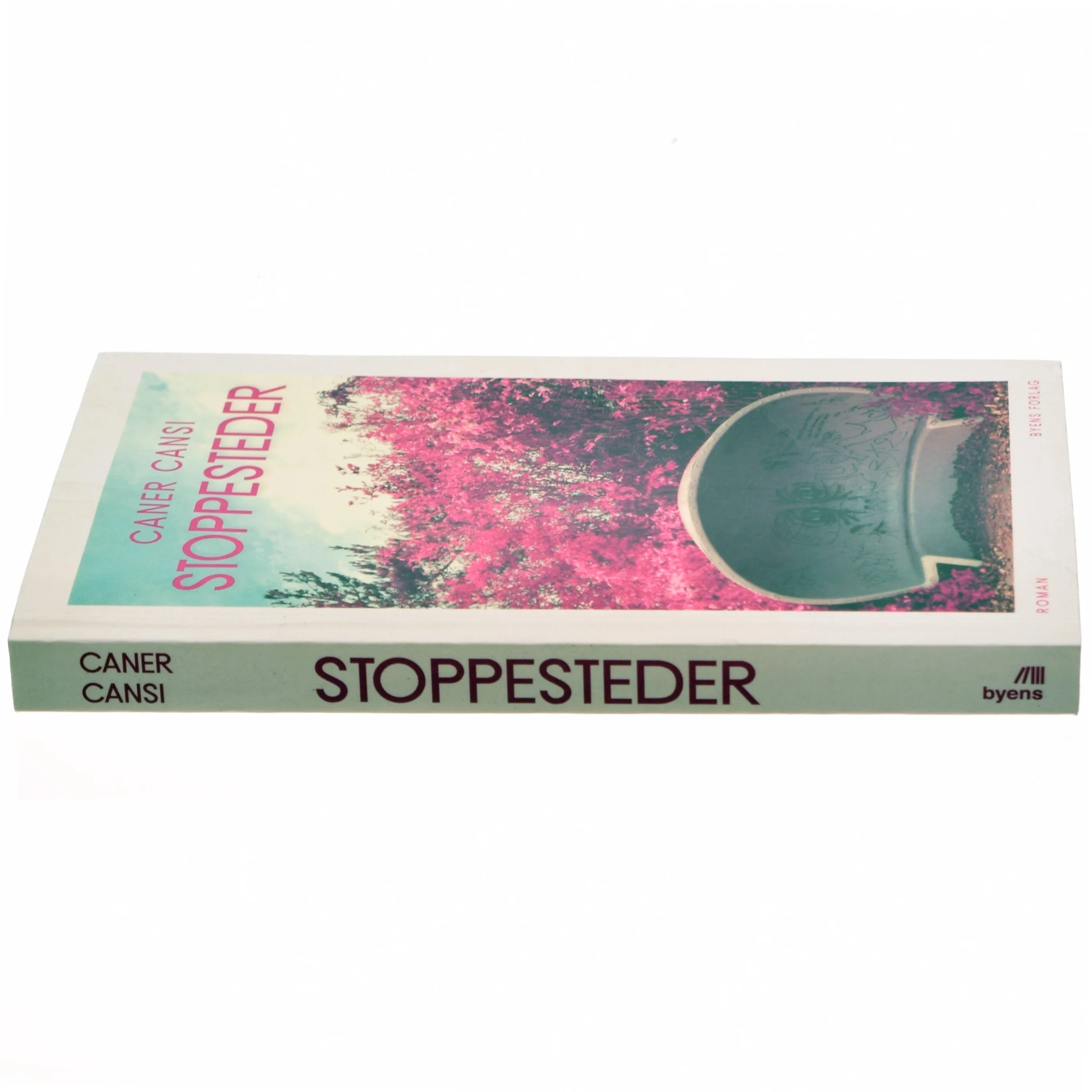 Stoppesteder : roman af Caner Cansi (f. 1993) (Bog)