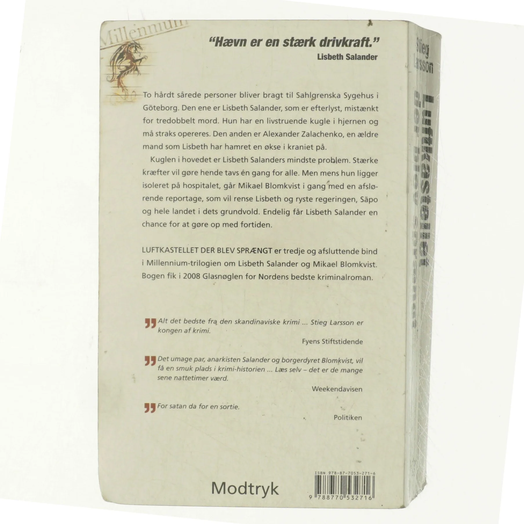 Luftkastellet Der Blev Spraengt (af Stieg Larsson) [Imported] [Paperback] (Danish) (Millennium, 3. Bind) af Stieg Larsson (Bog)