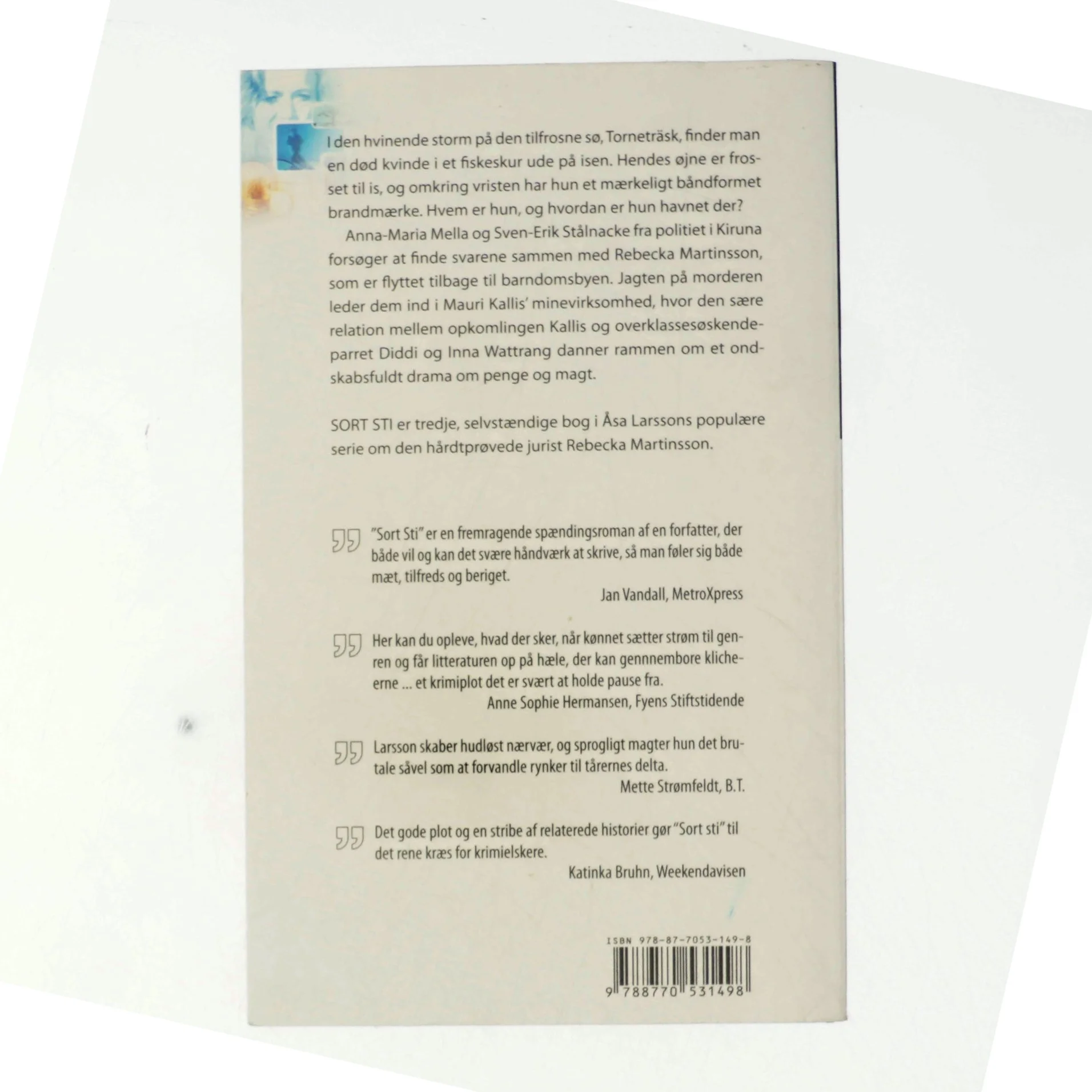 Sort sti af Åsa Larsson (Bog)