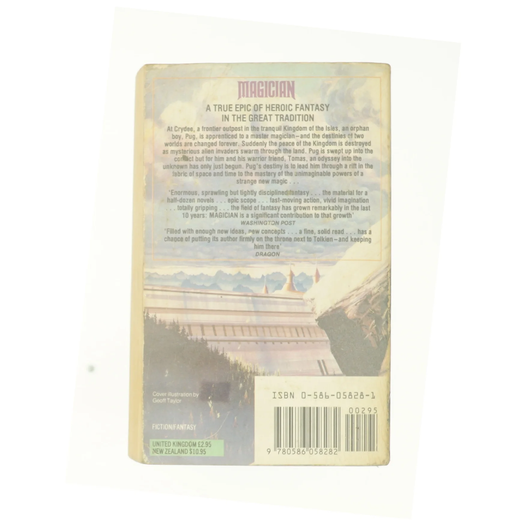 Magician (Voyager Classics) af Feist, Raymond E. (Bog)