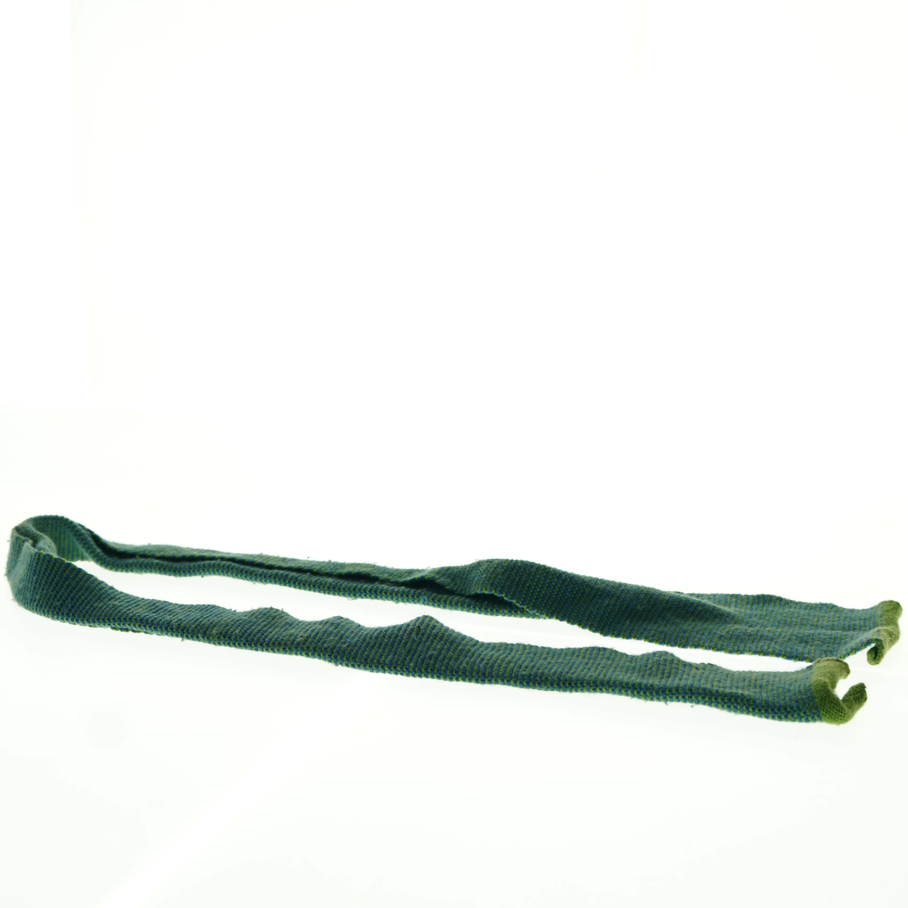 Strikket uldtørklæde