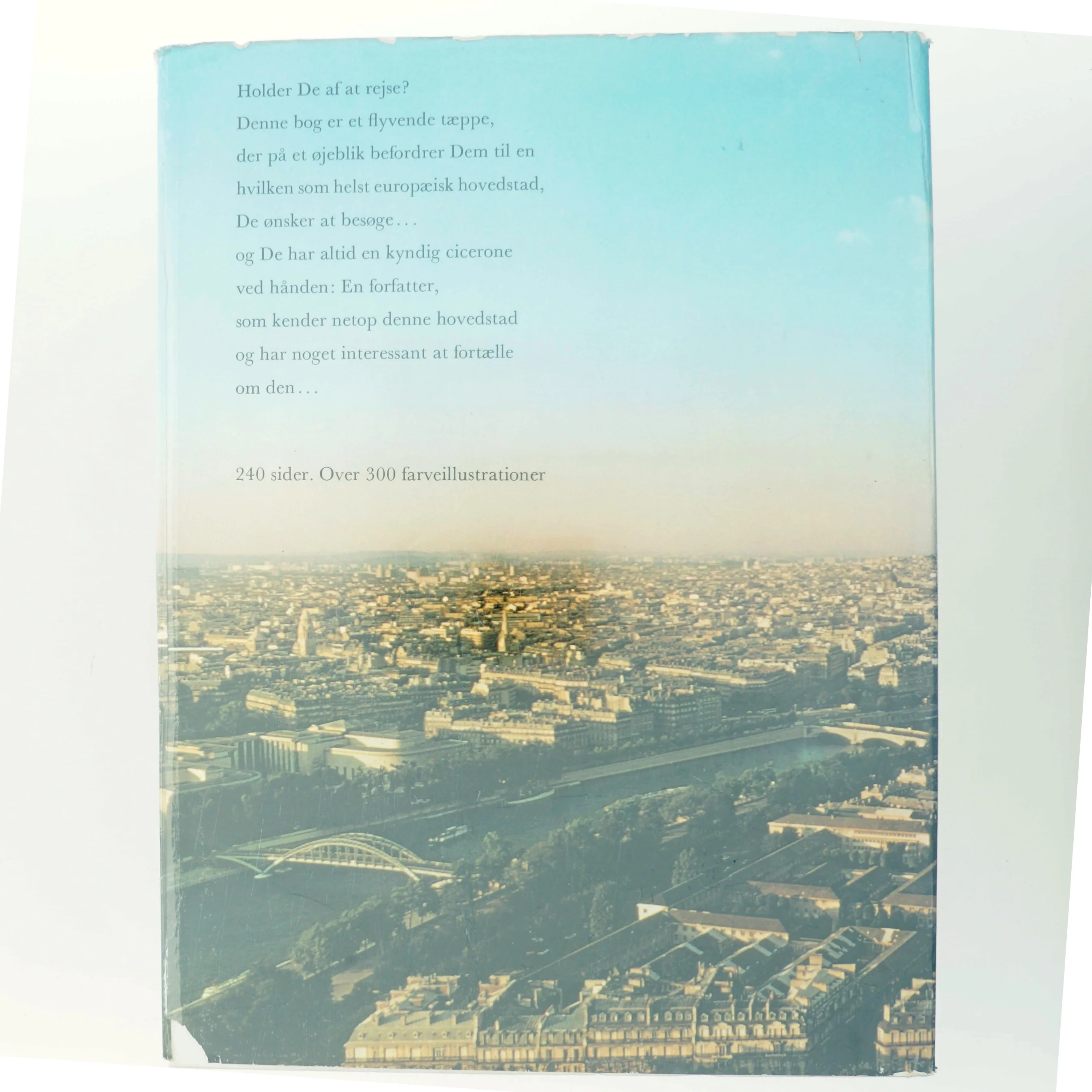 Europas Hovedstæder af Eva Bendix, Anders Bodelsen, Johan Borgen, Jens Branner, Odd Brochmann, Maria Crone, Tage Ellinger, Carl Johan Elmquist, Willy-August Linnemann, Hans Lyngby Jepsen, Zofia Melybe, Hakon Mielche, Bjarne Nørrelund, Klaus Rifbjerg, Henr