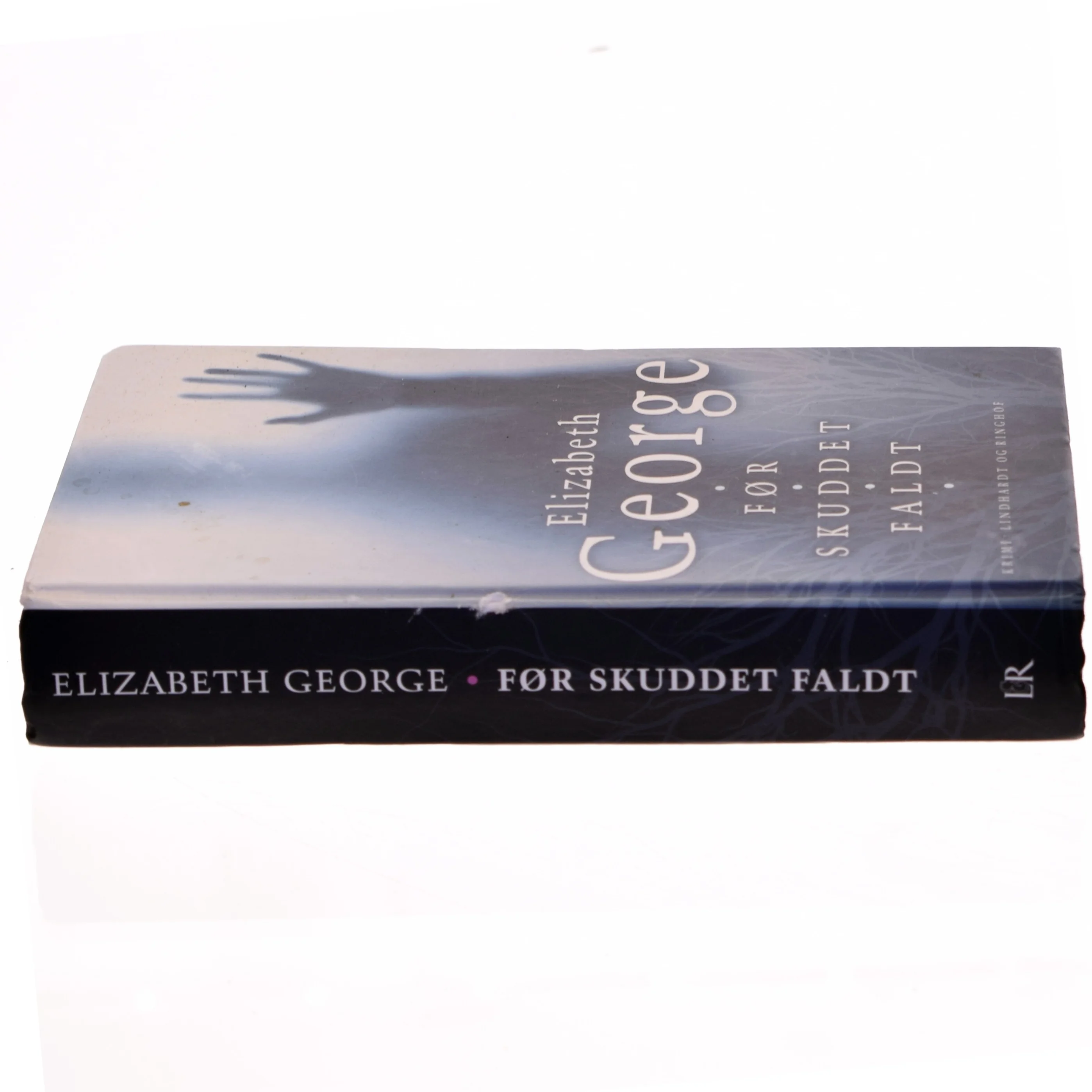 Før skuddet faldt af Elizabeth George (Bog)