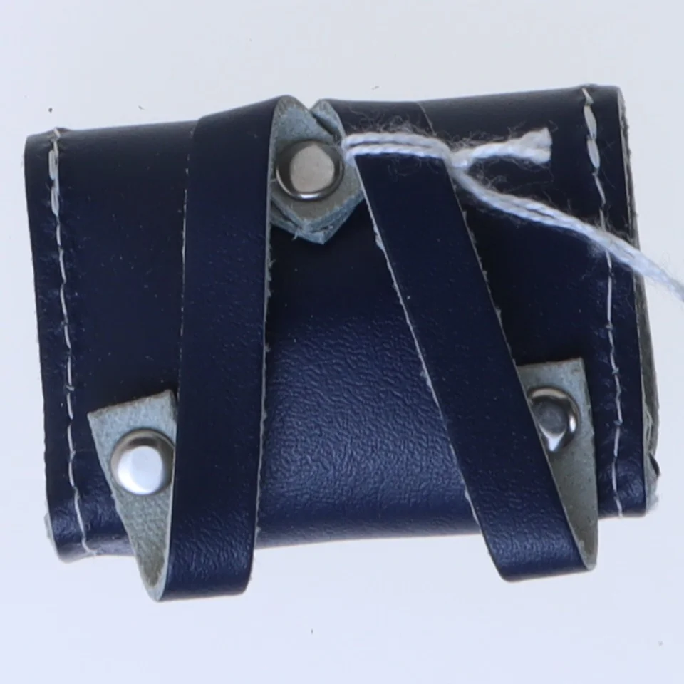 Lille læder etui (str. 5x4 cm)