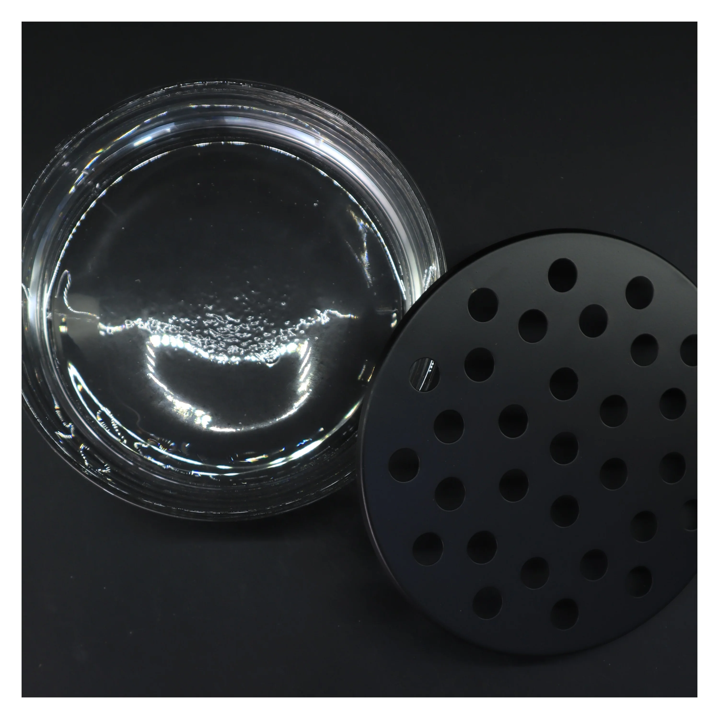 Glasvase med låg med huller i (str. Ø 20 cm)