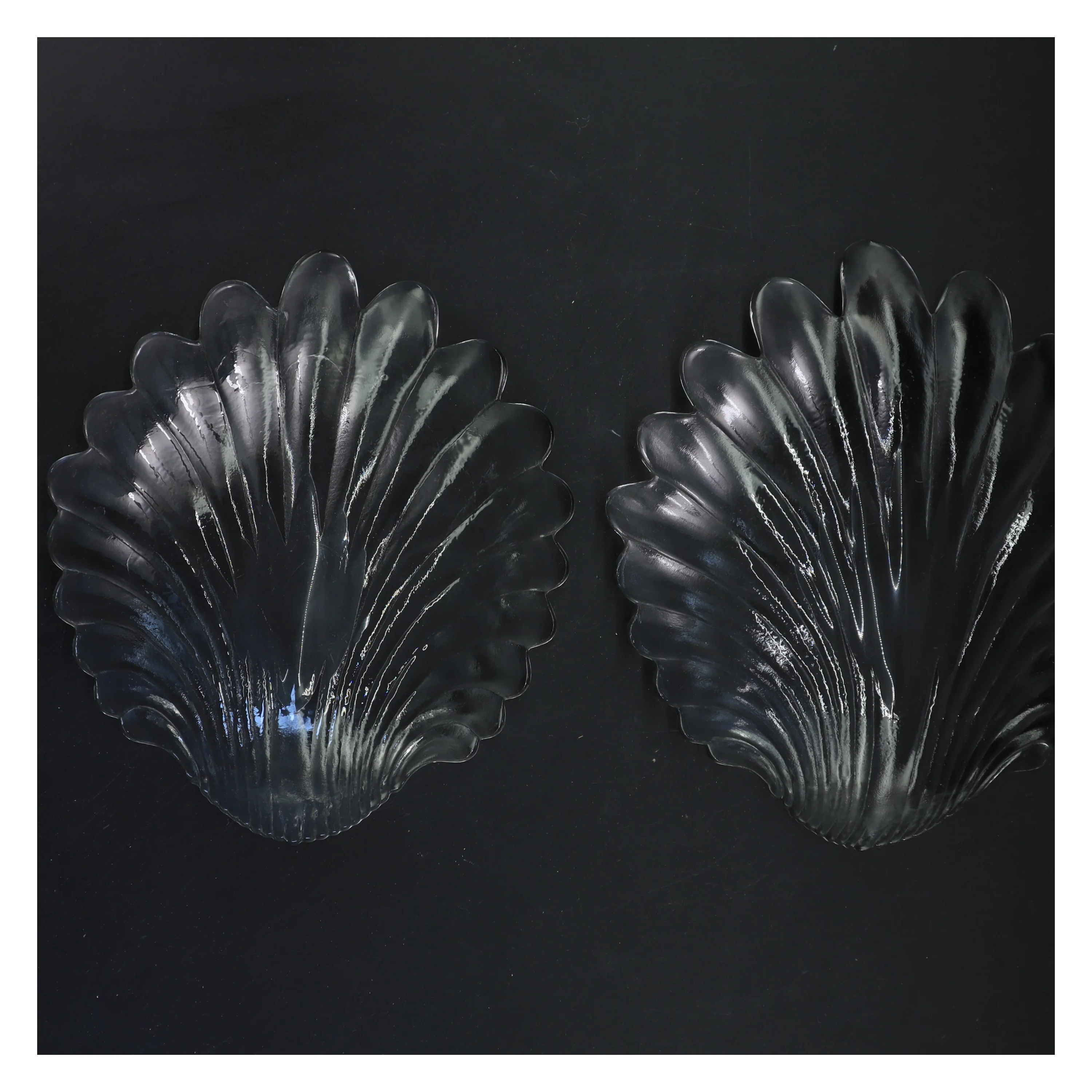 Glasskåle fra svensk glasværk (str. 21x4&22x6 cm)