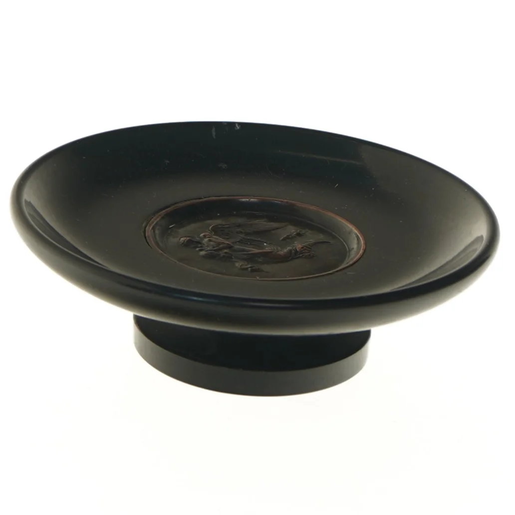 Dekorativ skål med relief (str. Ø 15 cm)