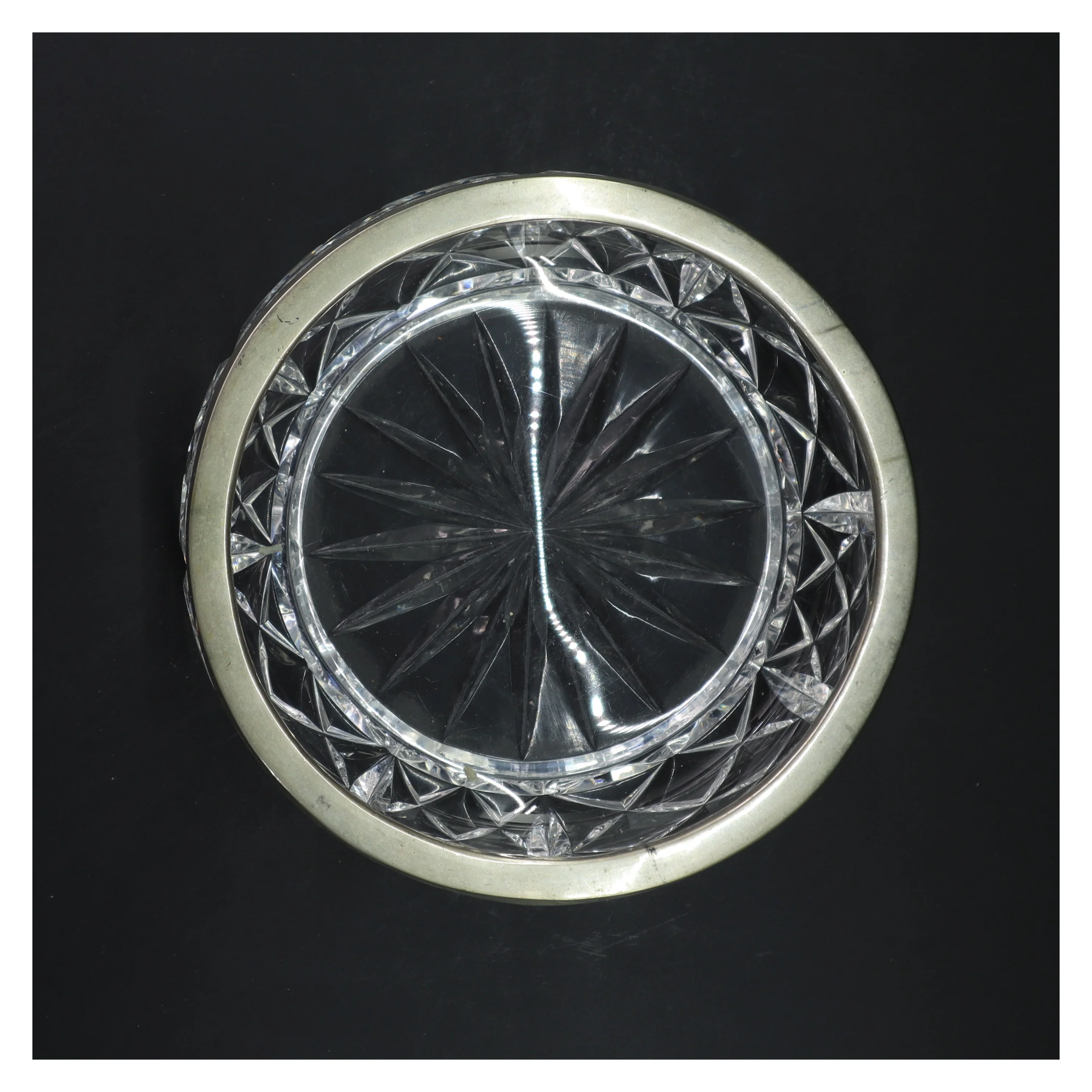 Krystal skål med sølvkant (str. Ø 20x10 cm)