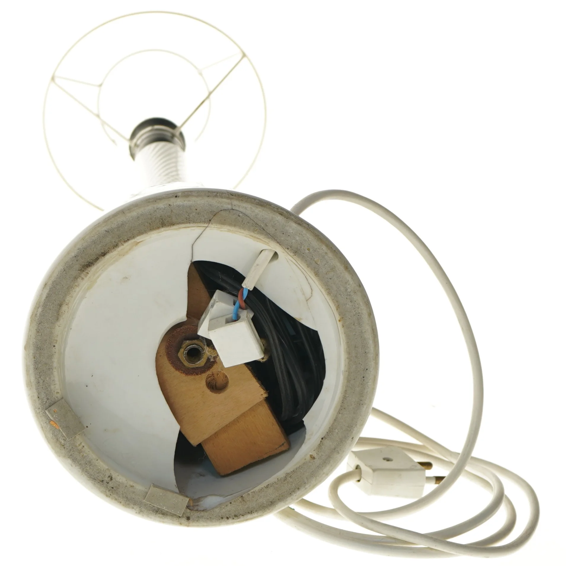 Bordlampe med skærm (str. 63 cm)