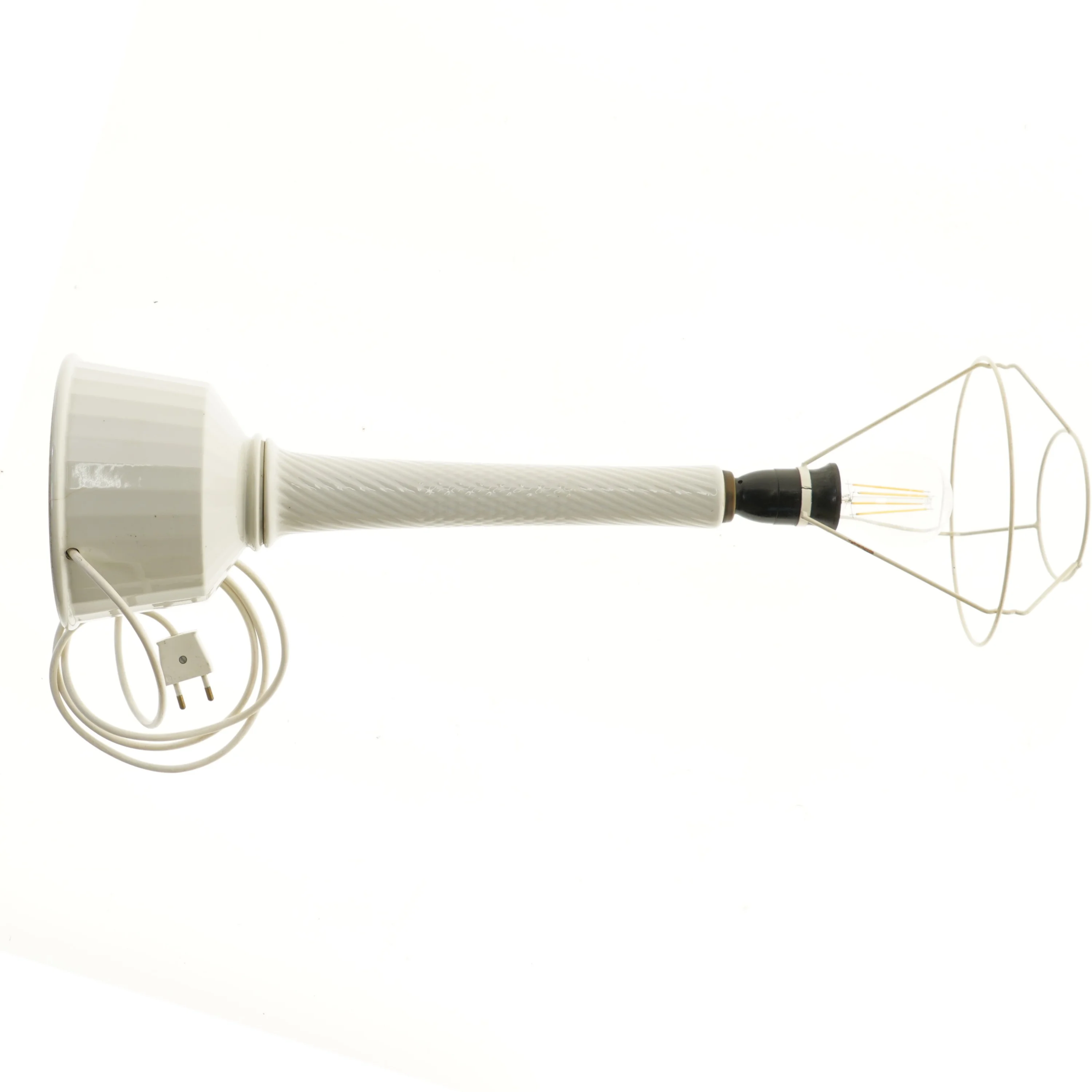 Bordlampe med skærm (str. 63 cm)