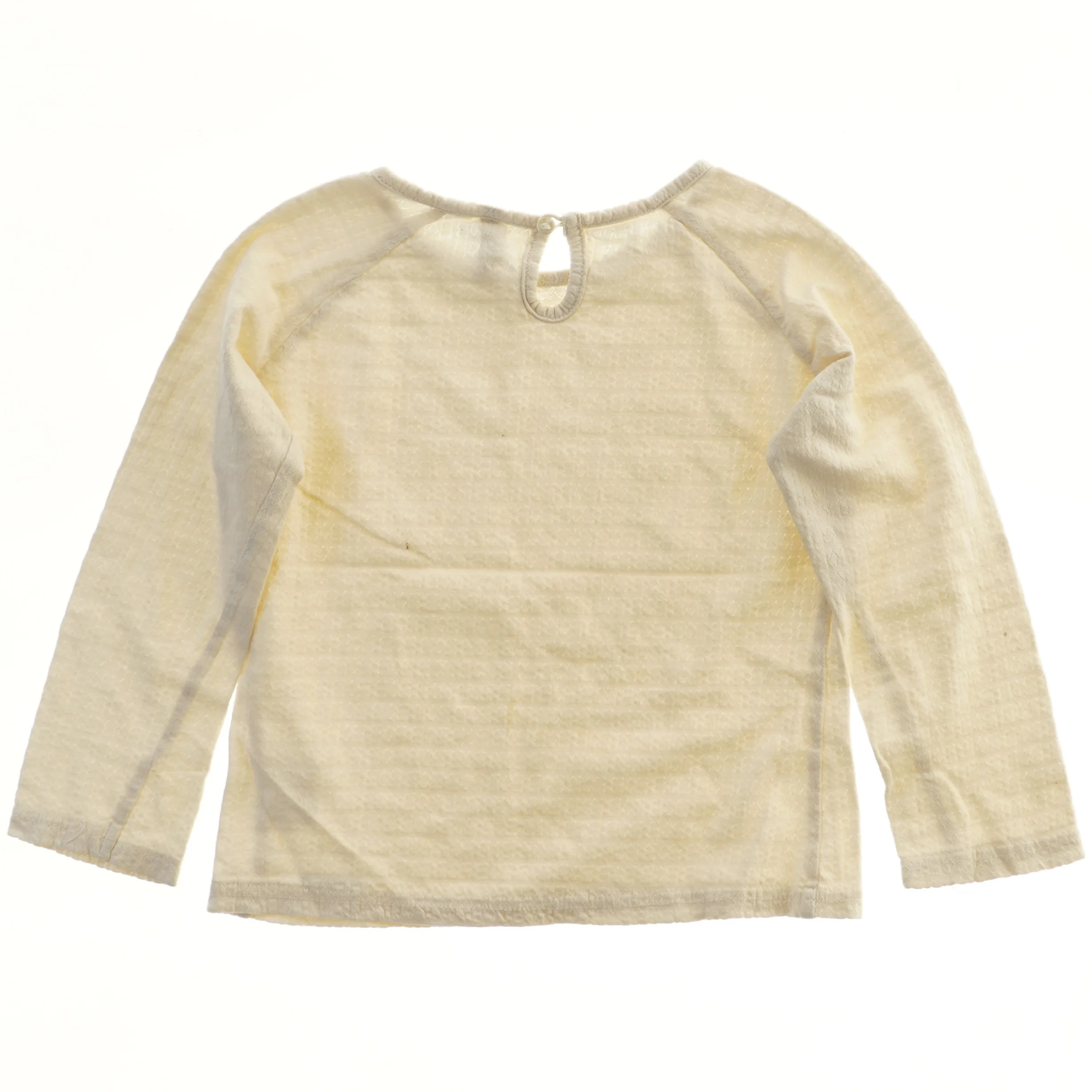 Langærmet bluse fra Pomp de Lux (str. 98)