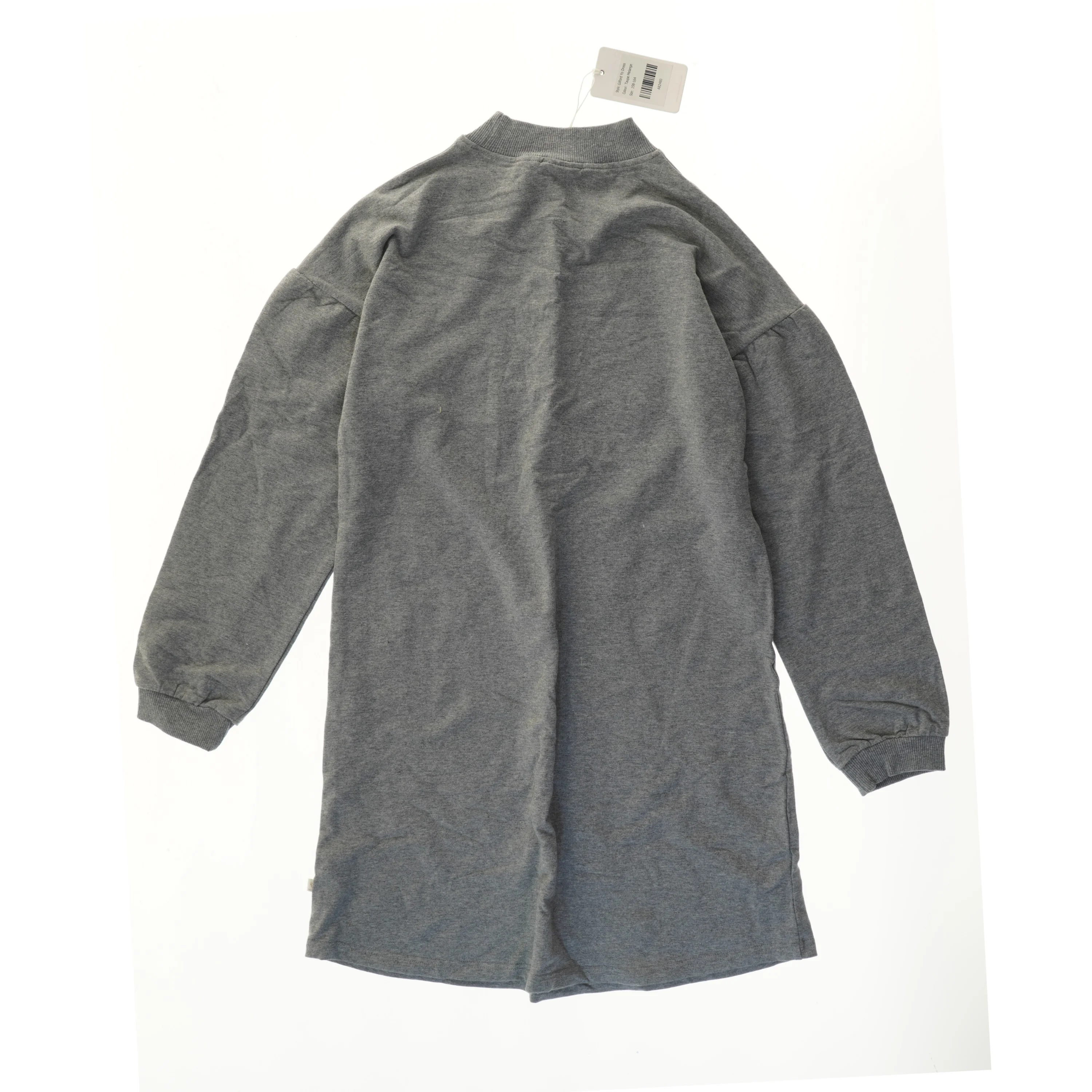 Langærmet kjole med grafisk design fra Pomp de Lux (str. 164)