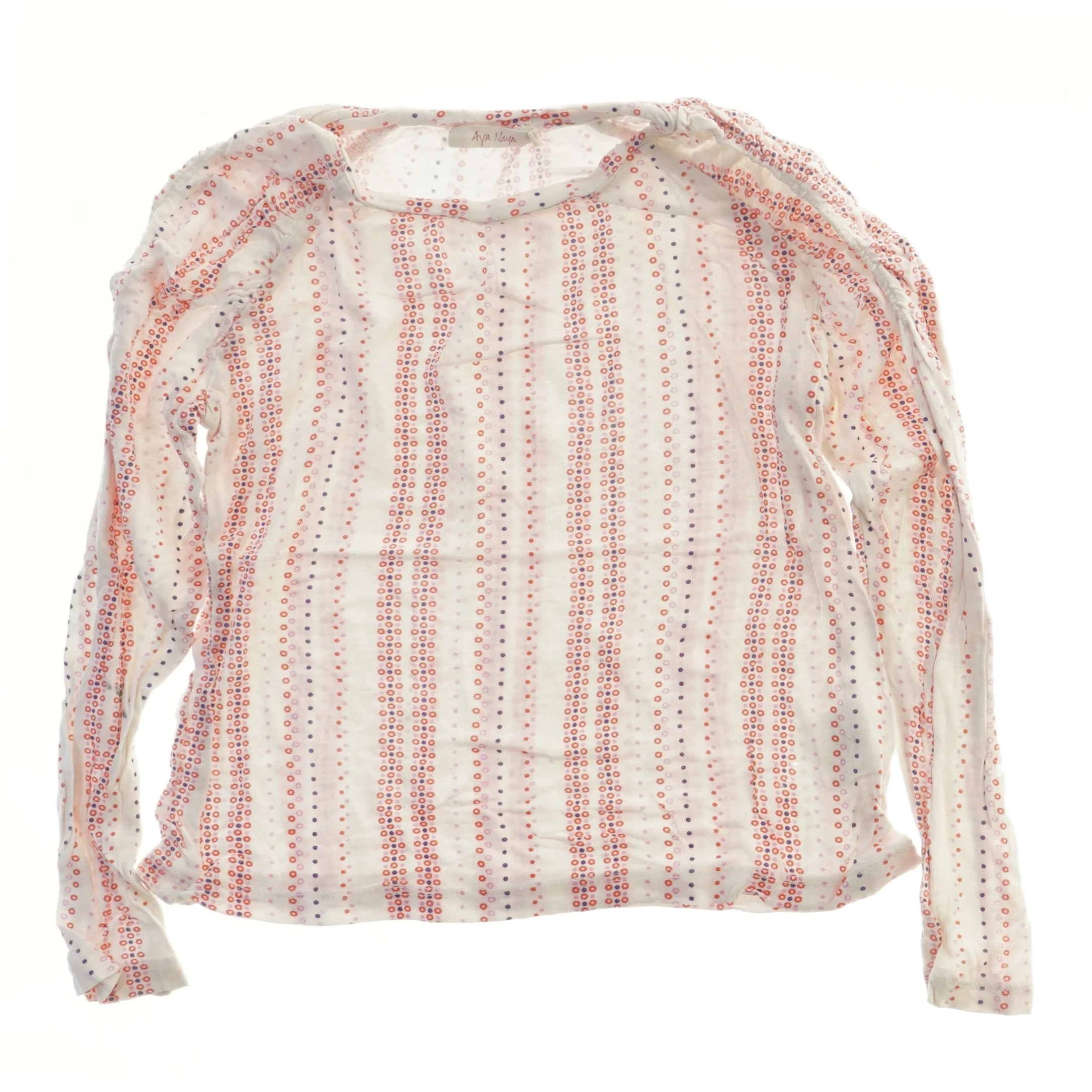 Langærmet bluse med mønster fra Aya Naya (str. 116)