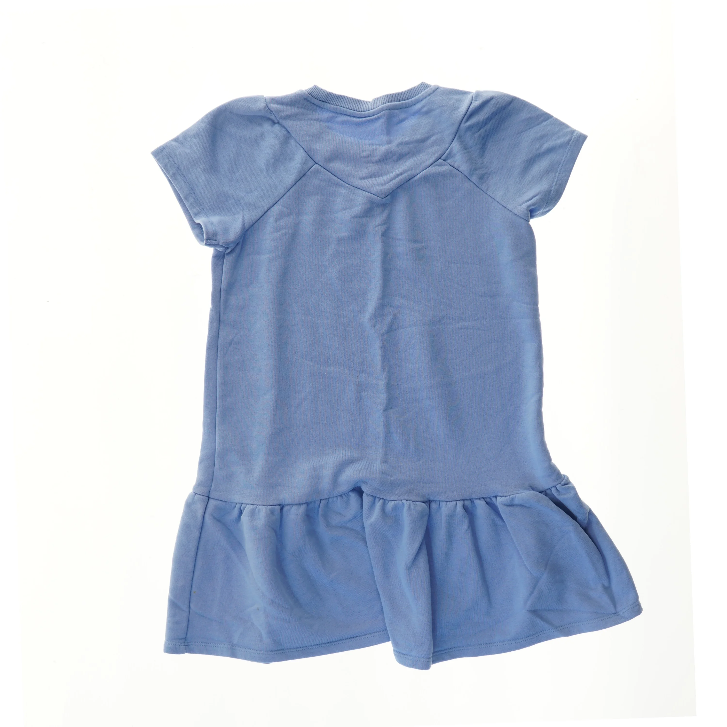 Blå sommerkjole fra LMTD (str. 146)