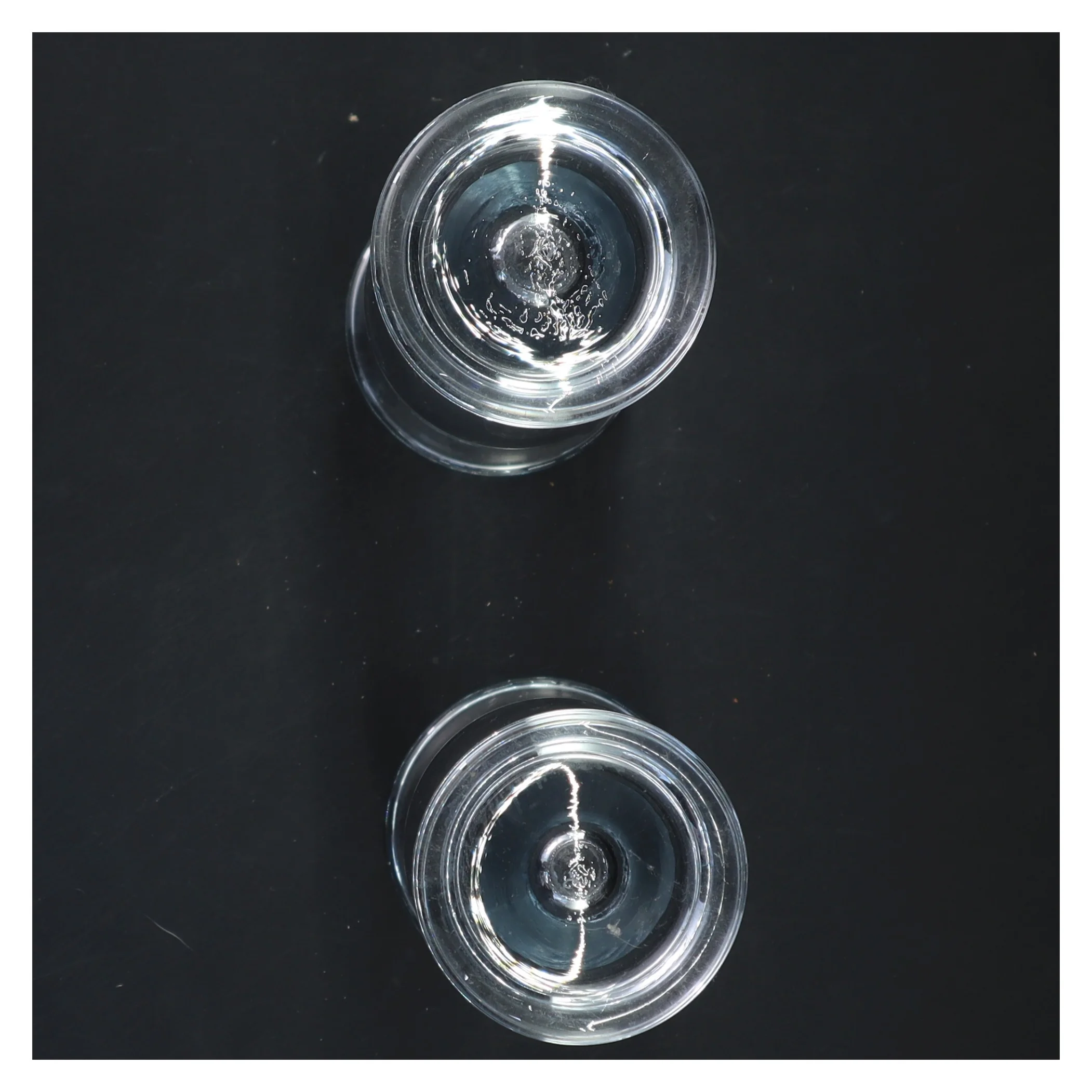 Glasvaser (str. Ø 6,5x15 cm)