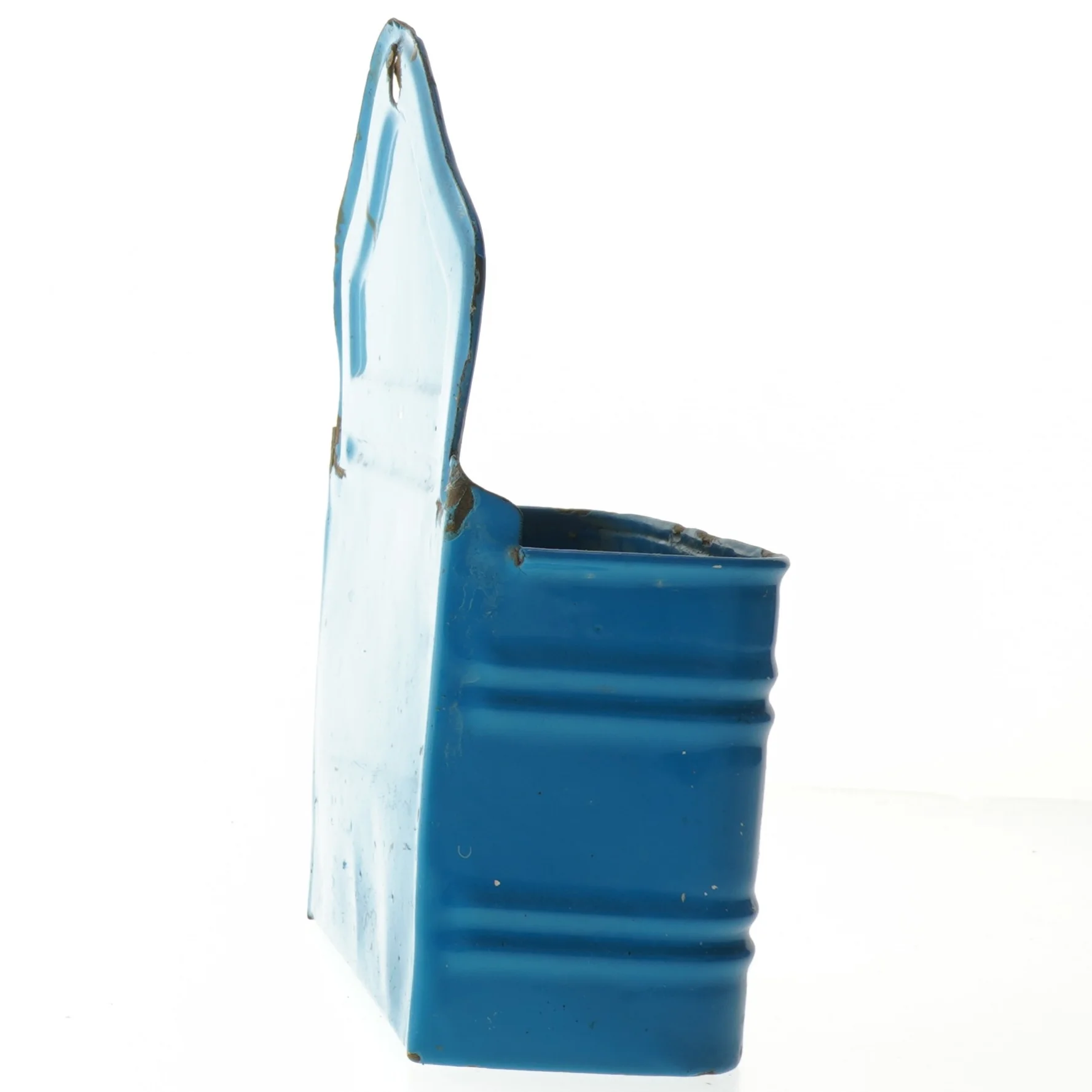 Madam Blå holder til karklude af emalje  (str. 23,5x16x8 cm)