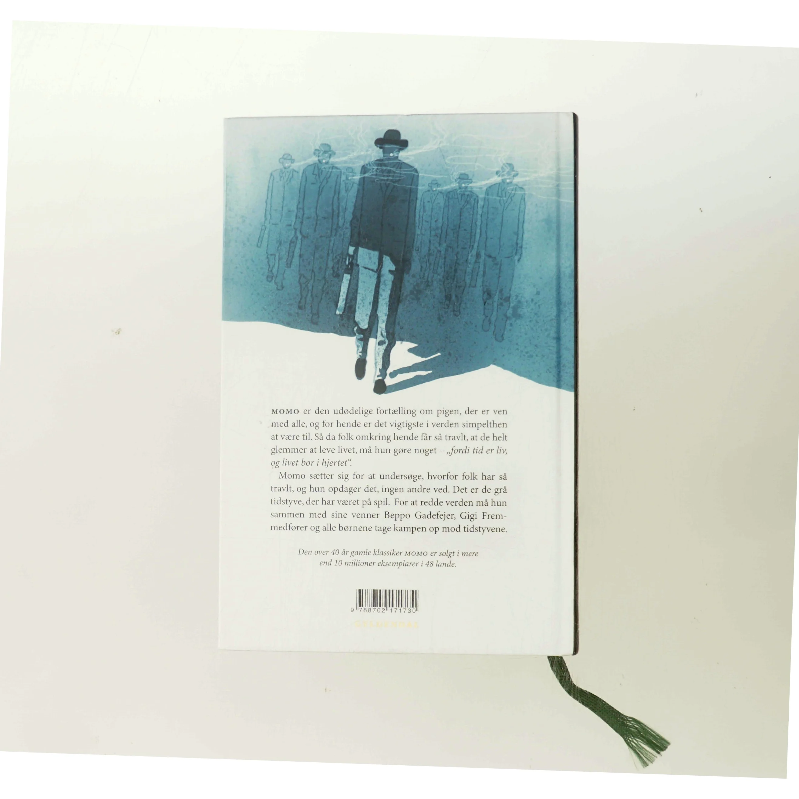 Momo af Michael Ende (Bog)