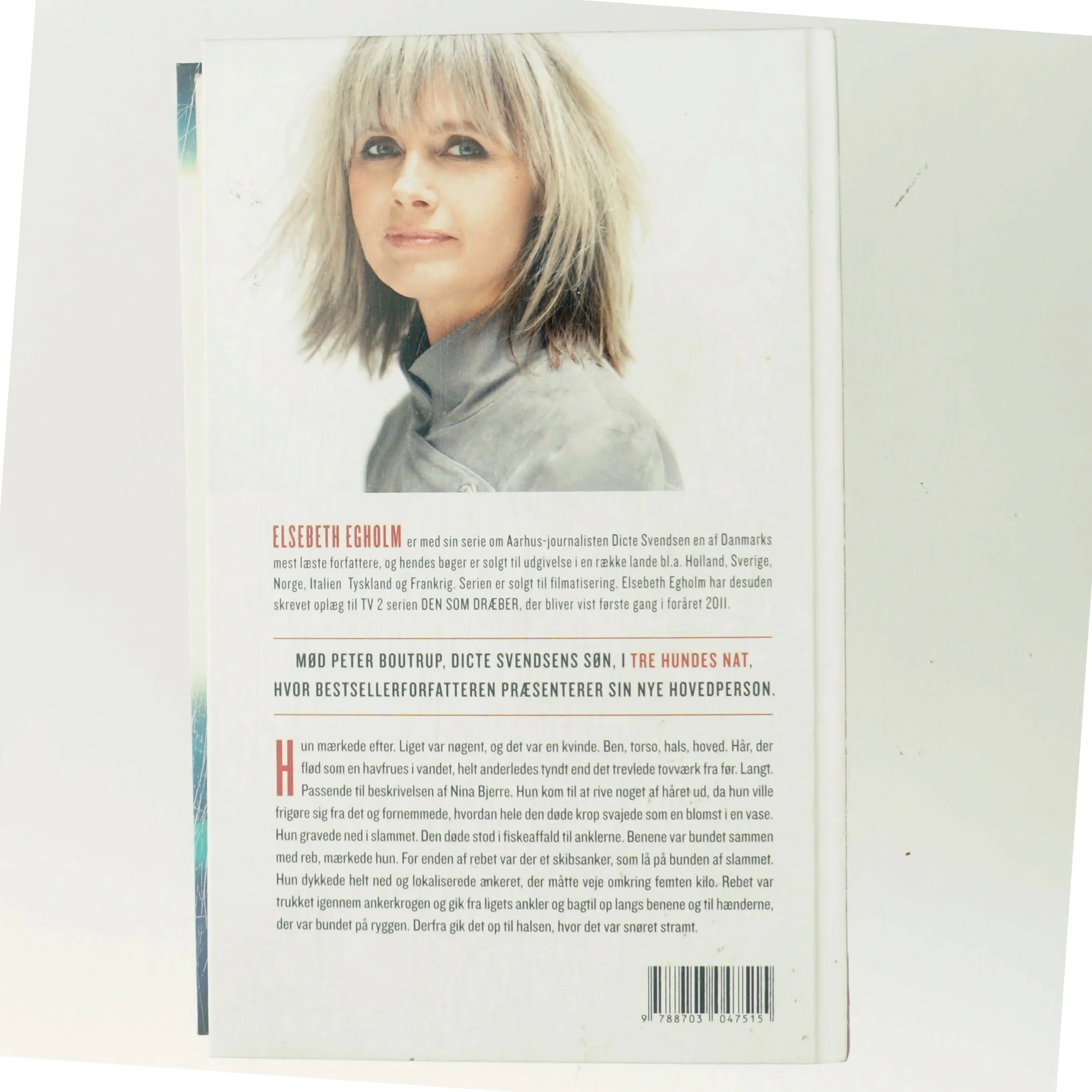 Tre hundes nat af Elsebeth Egholm (Bog)