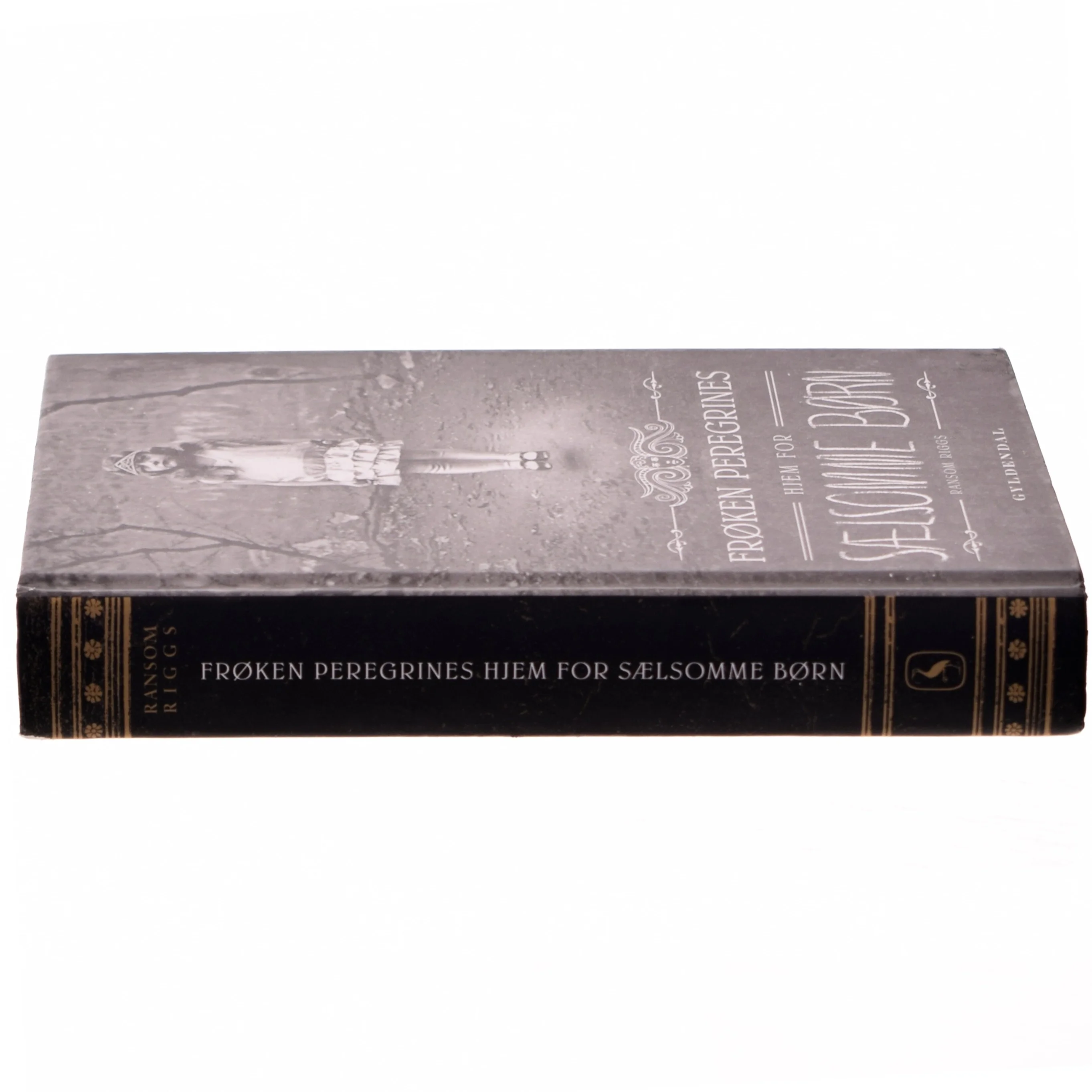 Frøken Peregrines hjem for sælsomme børn bog fra Gyldendal