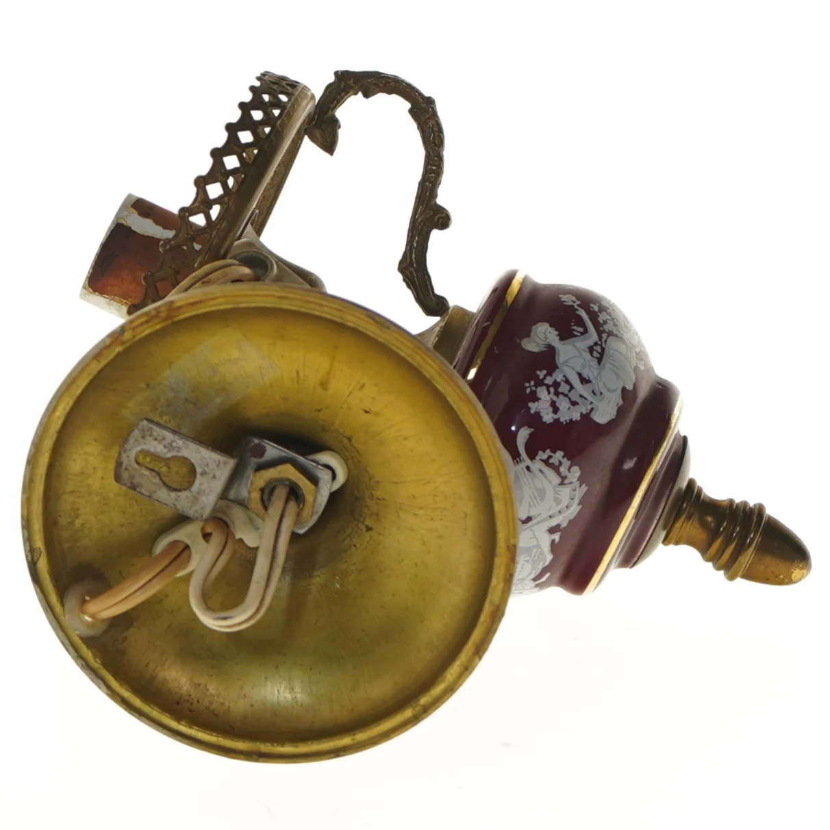 Vintage væglampe med porcelænsskærm (str. 15x17 cm)