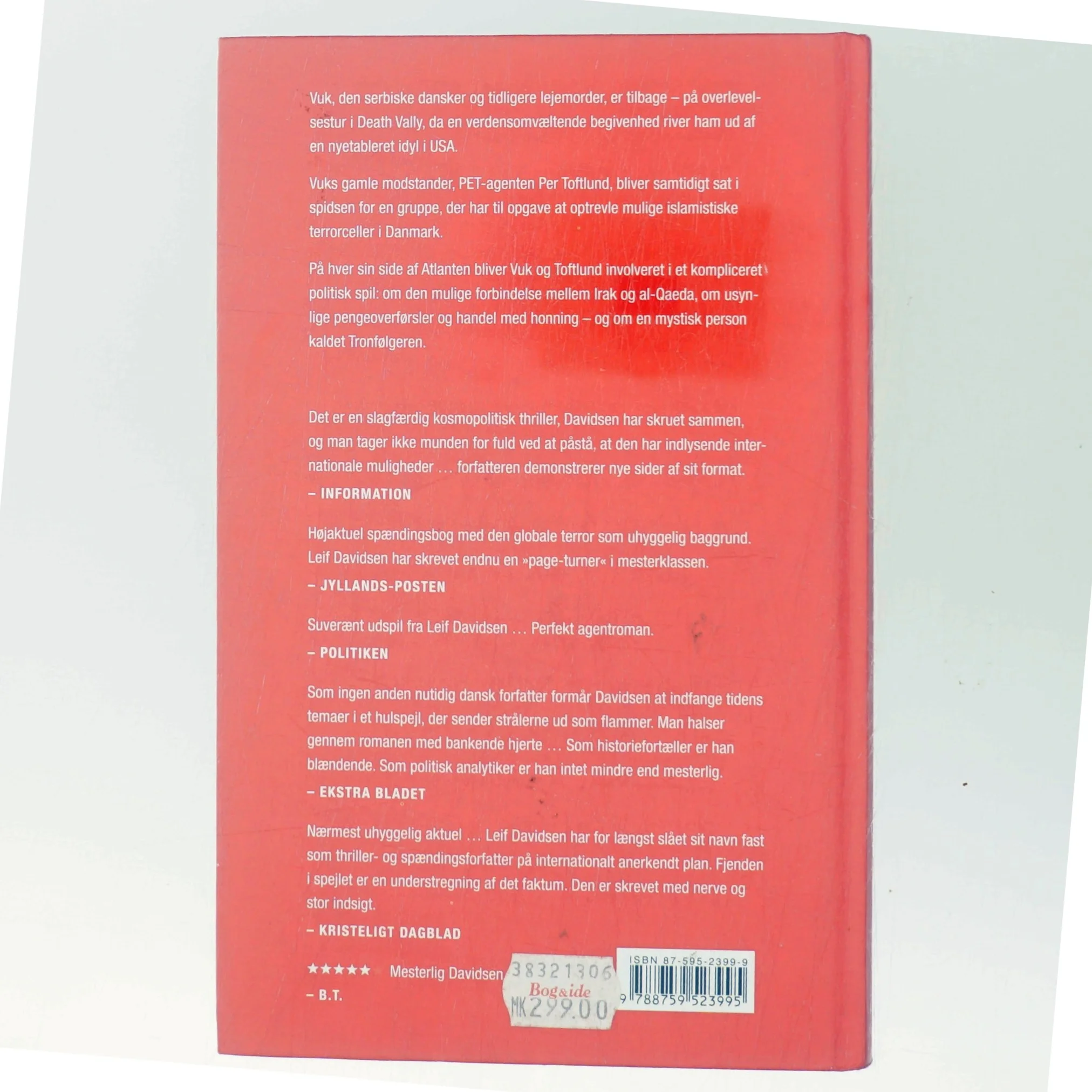 Fjenden i spejlet : roman af Leif Davidsen (Bog)