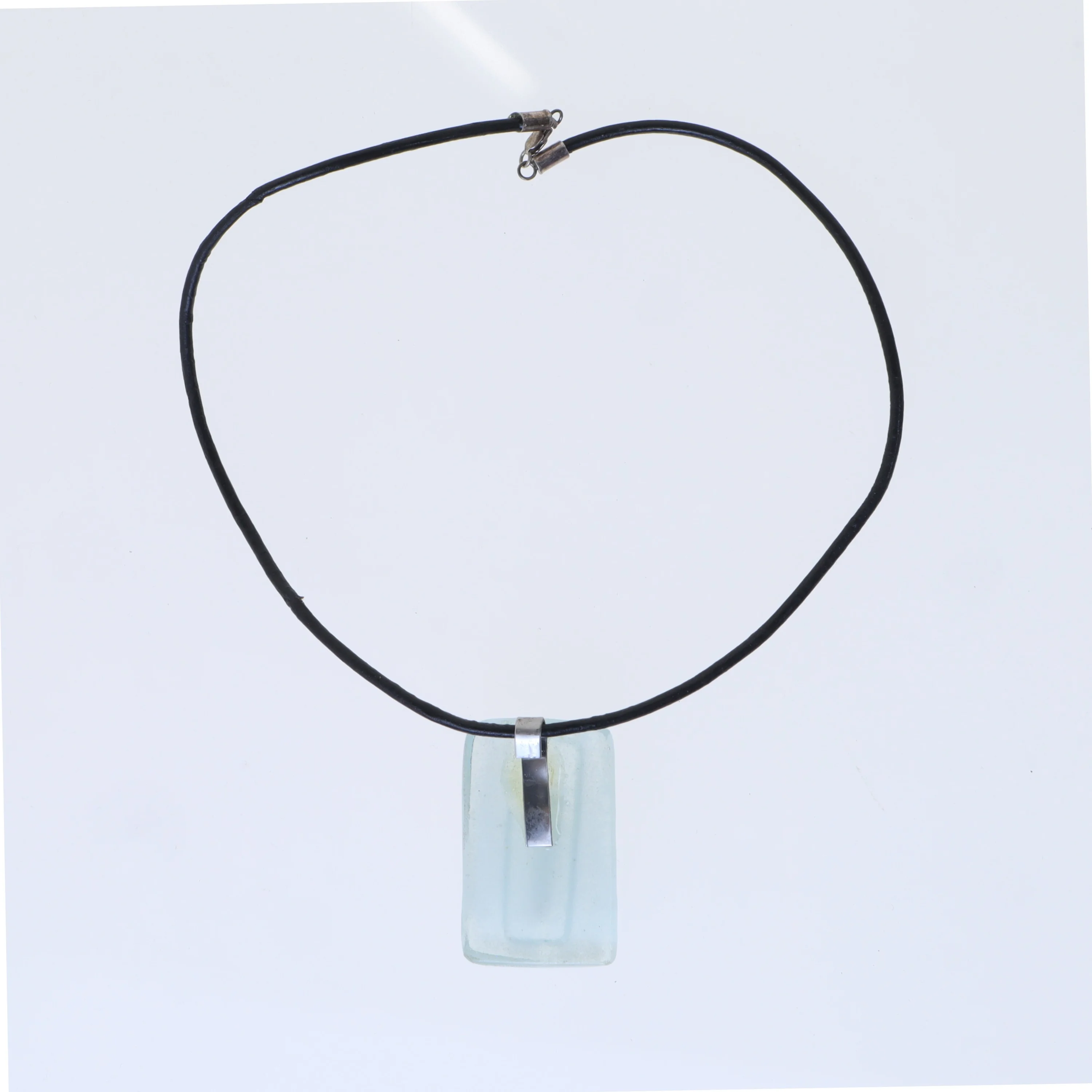 Glasvedhæng halskæde (str. 42 cm)