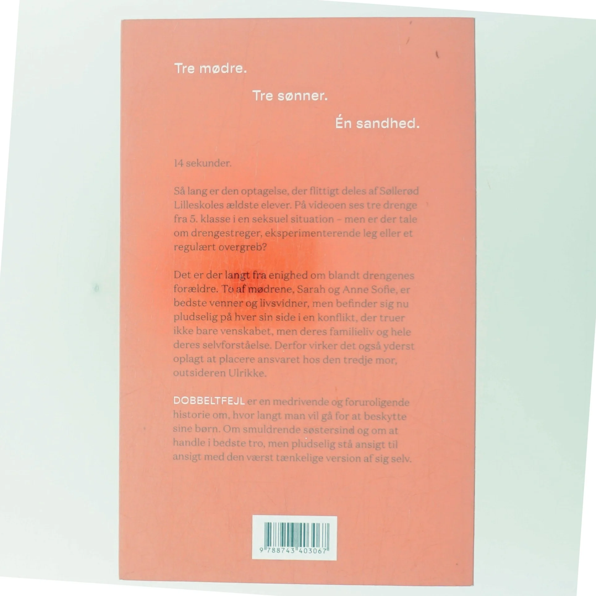 Dobbeltfejl : roman af Anne Mette Kirk (Bog)