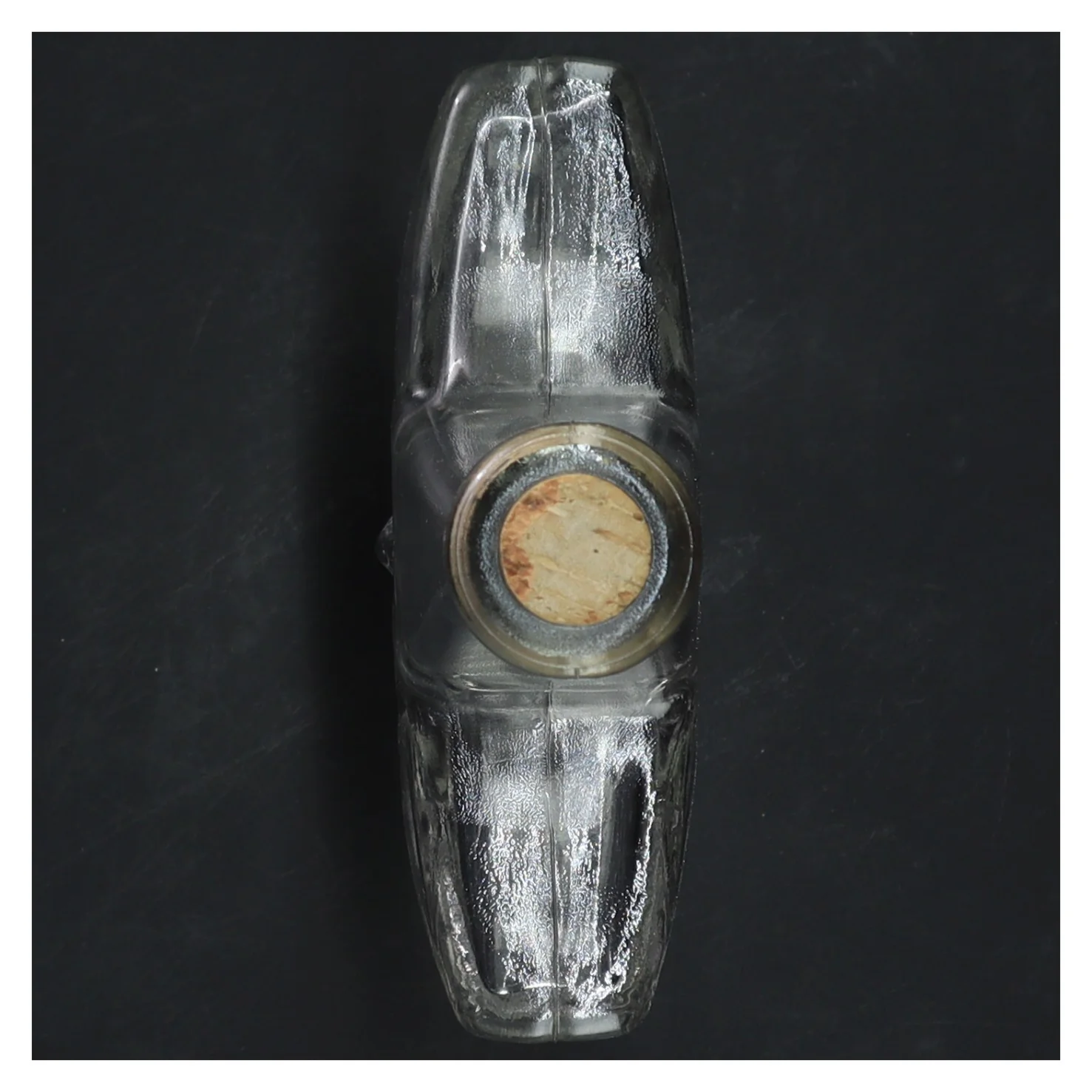 Stjerneformet glasflaske med kork (str. 18,5x13,5 cm)