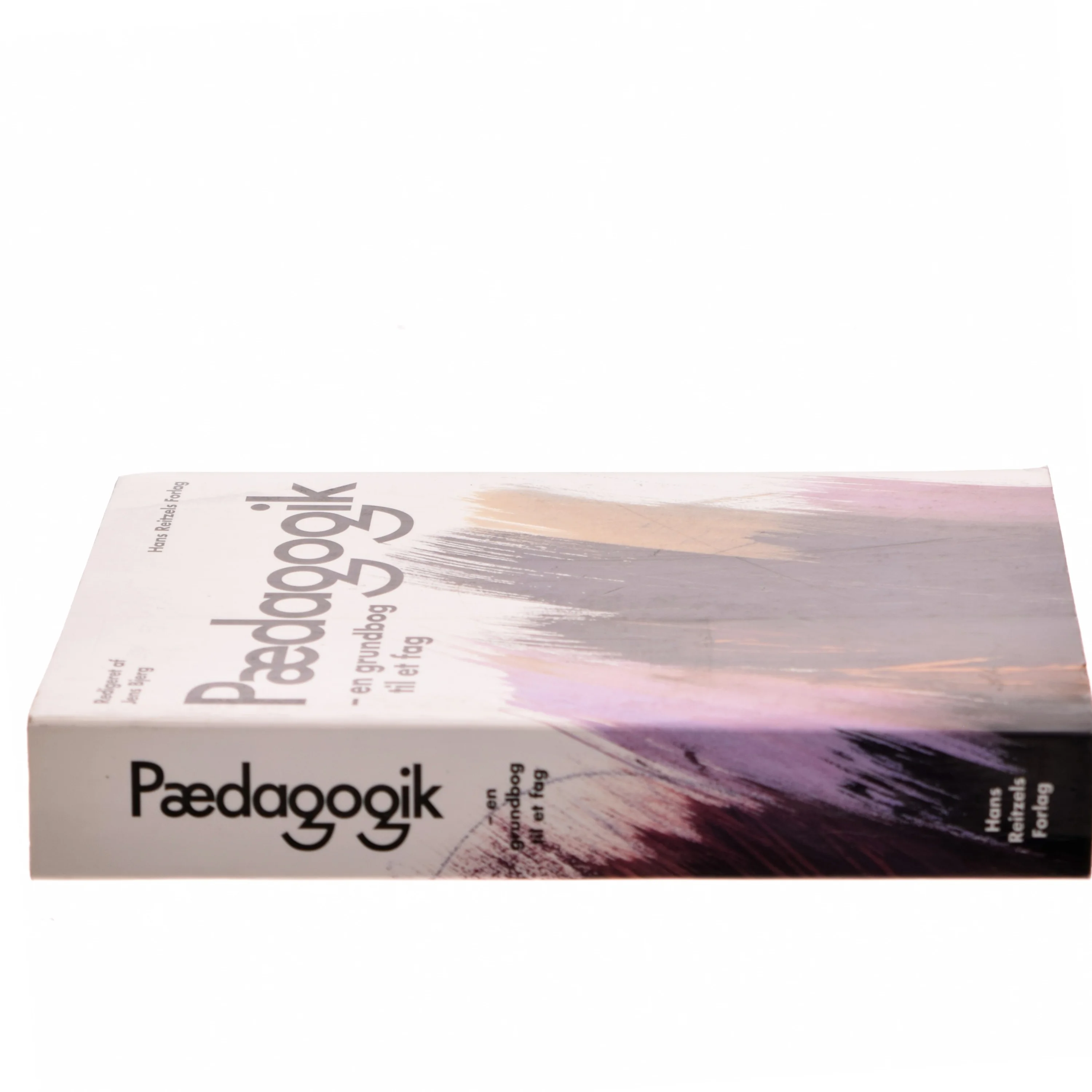 Pædagogik : en grundbog til et fag af Jens Bjerg (Bog)