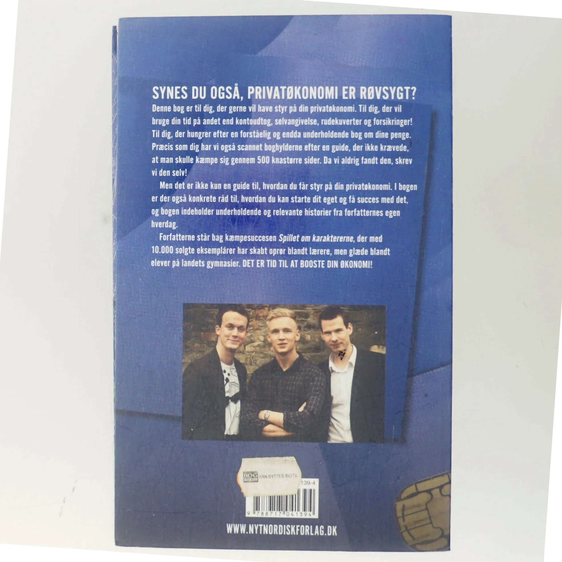 Boost din økonomi : den uformelle guide til at få styr på kontoen af Peter Hertz (f. 1988-10-21) (Bog)